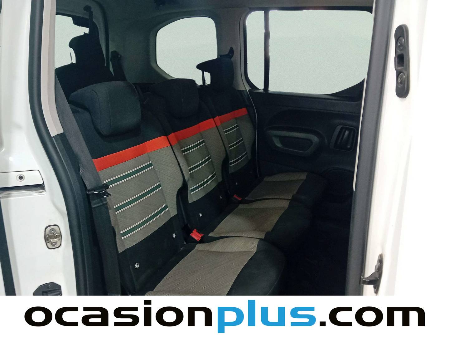 Citroën Berlingo Citroën Berlingo BlueHDi 130 S&S Talla M Shine EAT8 (130 CV) 7 Plazas al mejor precio