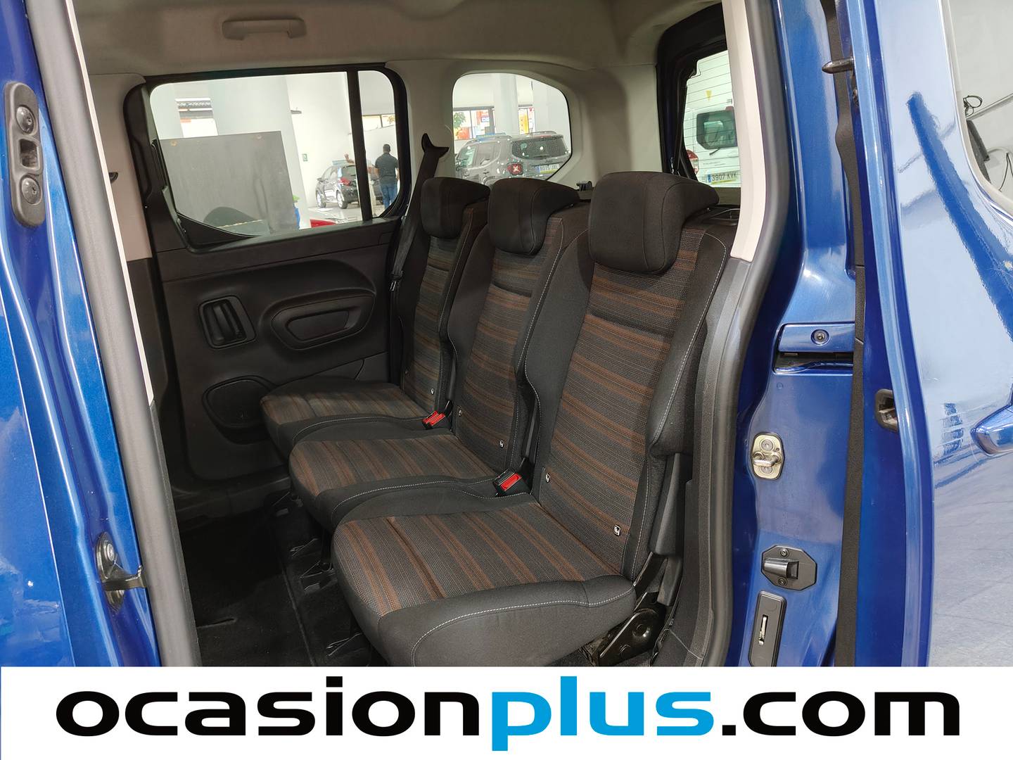 Foto asientos traseros Opel Combo Life Opel Combo Life 1.5 TD S&S Innovation L Auto (131 CV)