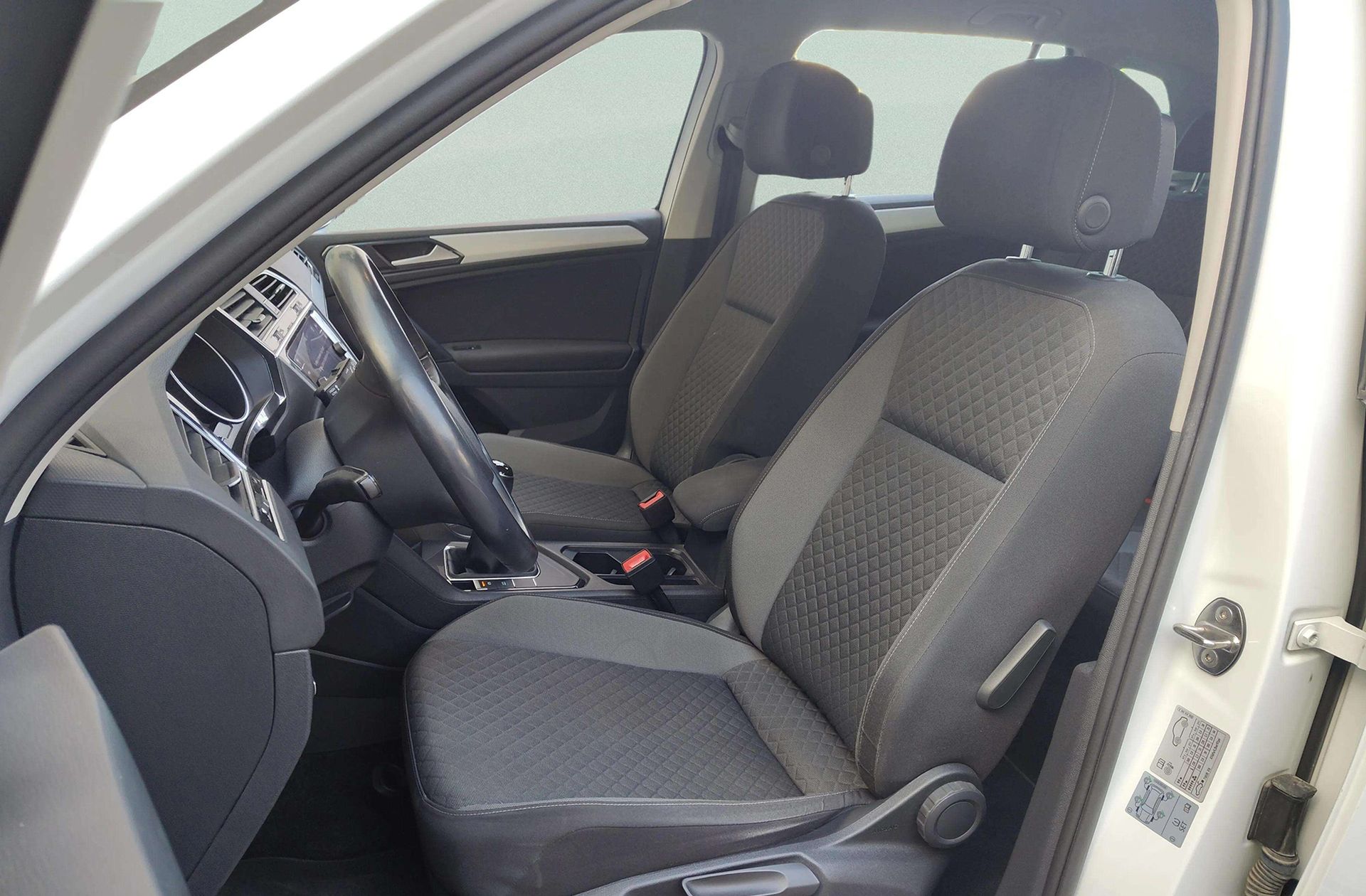 Volkswagen Tiguan Advance 2.0 TDI - foto 11