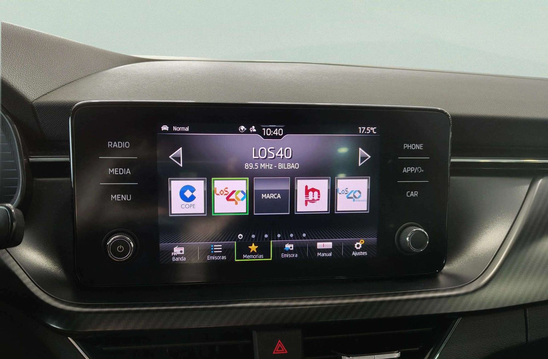 Škoda Kamiq 1.0 TSI Montecarlo DSG - foto 43