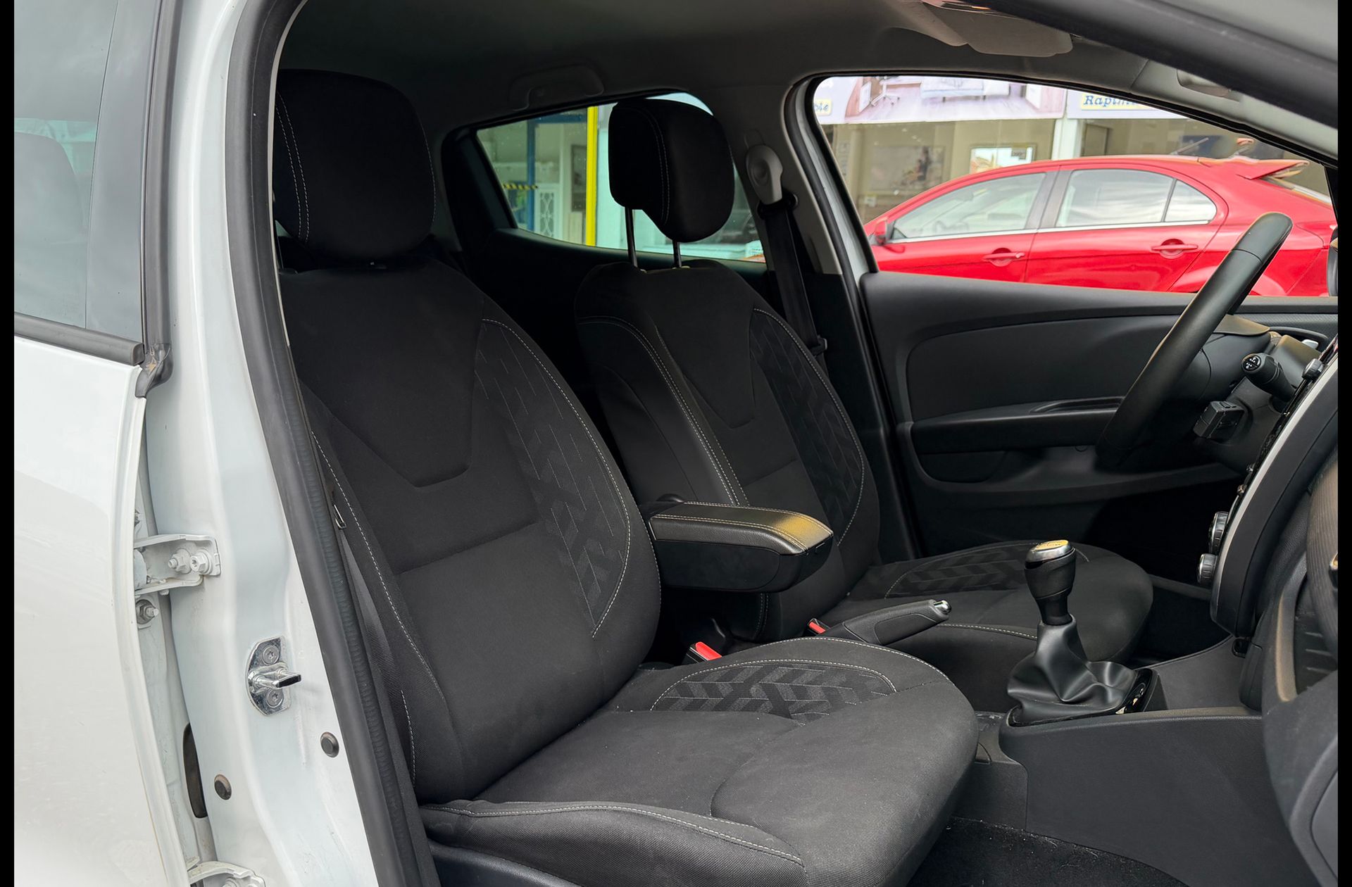 Renault Clio Limited dCi - foto 15