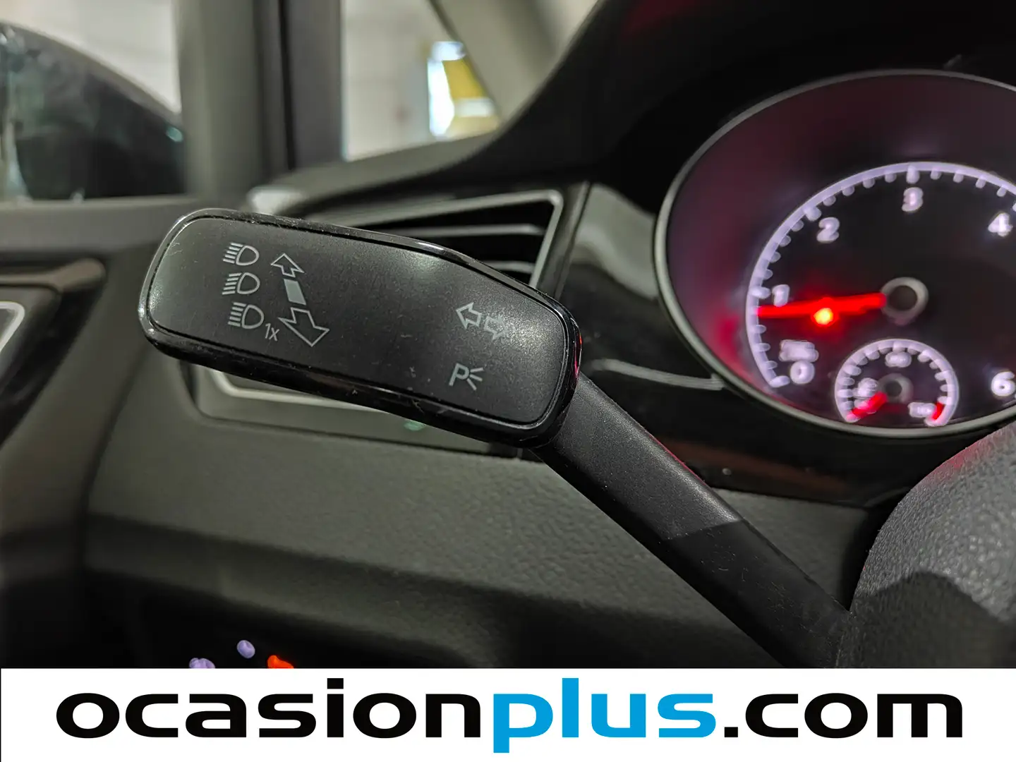 Foto Volkswagen Golf Sportsvan Volkswagen Golf Sportsvan 1.6 TDI Sport BMT DSG (110 CV)