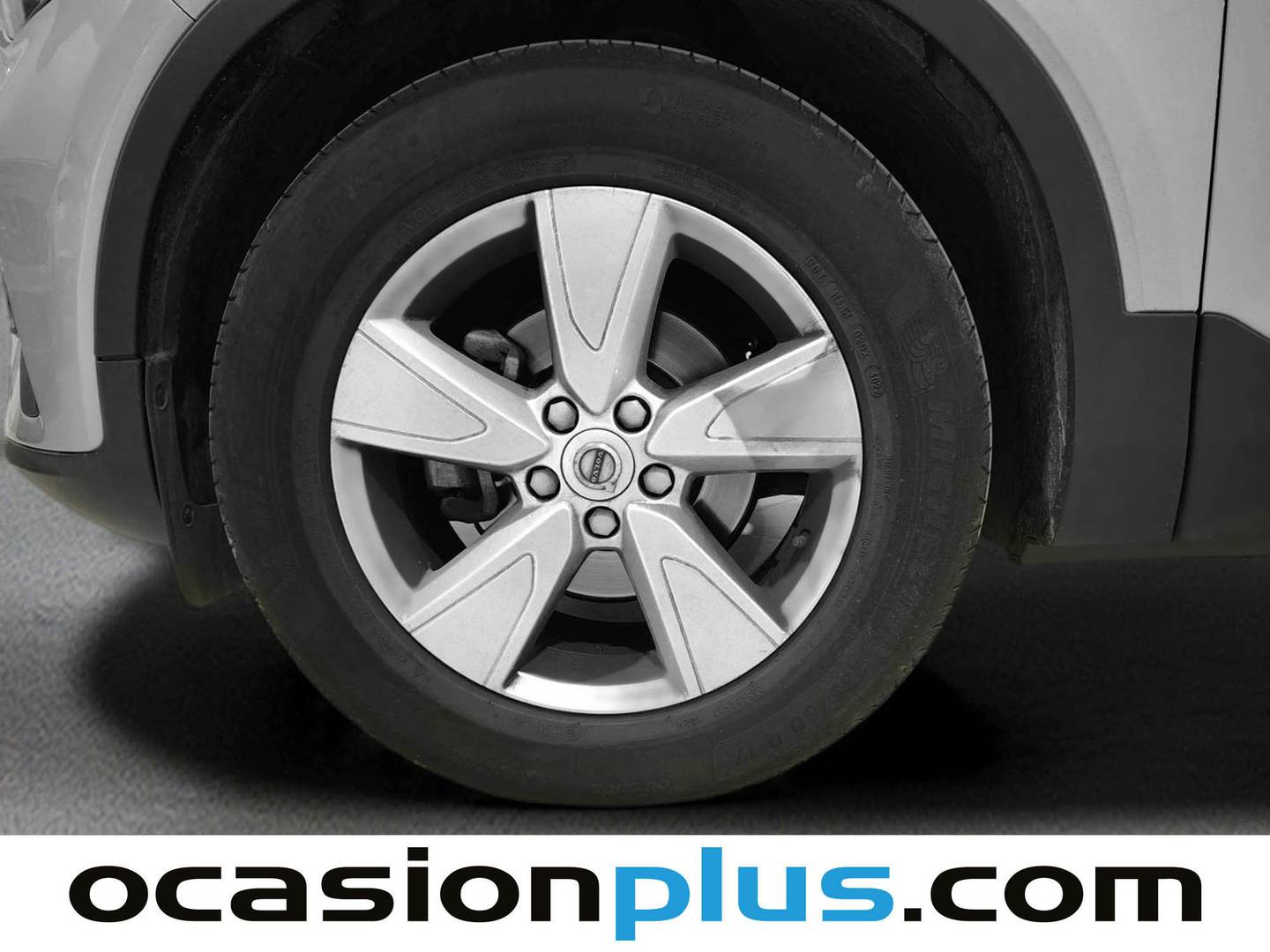 Volvo XC40 Volvo XC40 T2 Essential Dark Auto (129 CV) gasolina