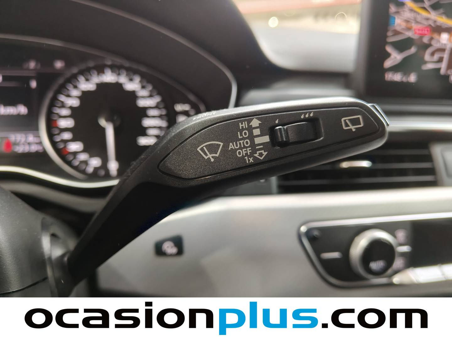 Foto Audi A4 Audi A4 Avant 40 g-tron S line edition S tronic  (170 CV)