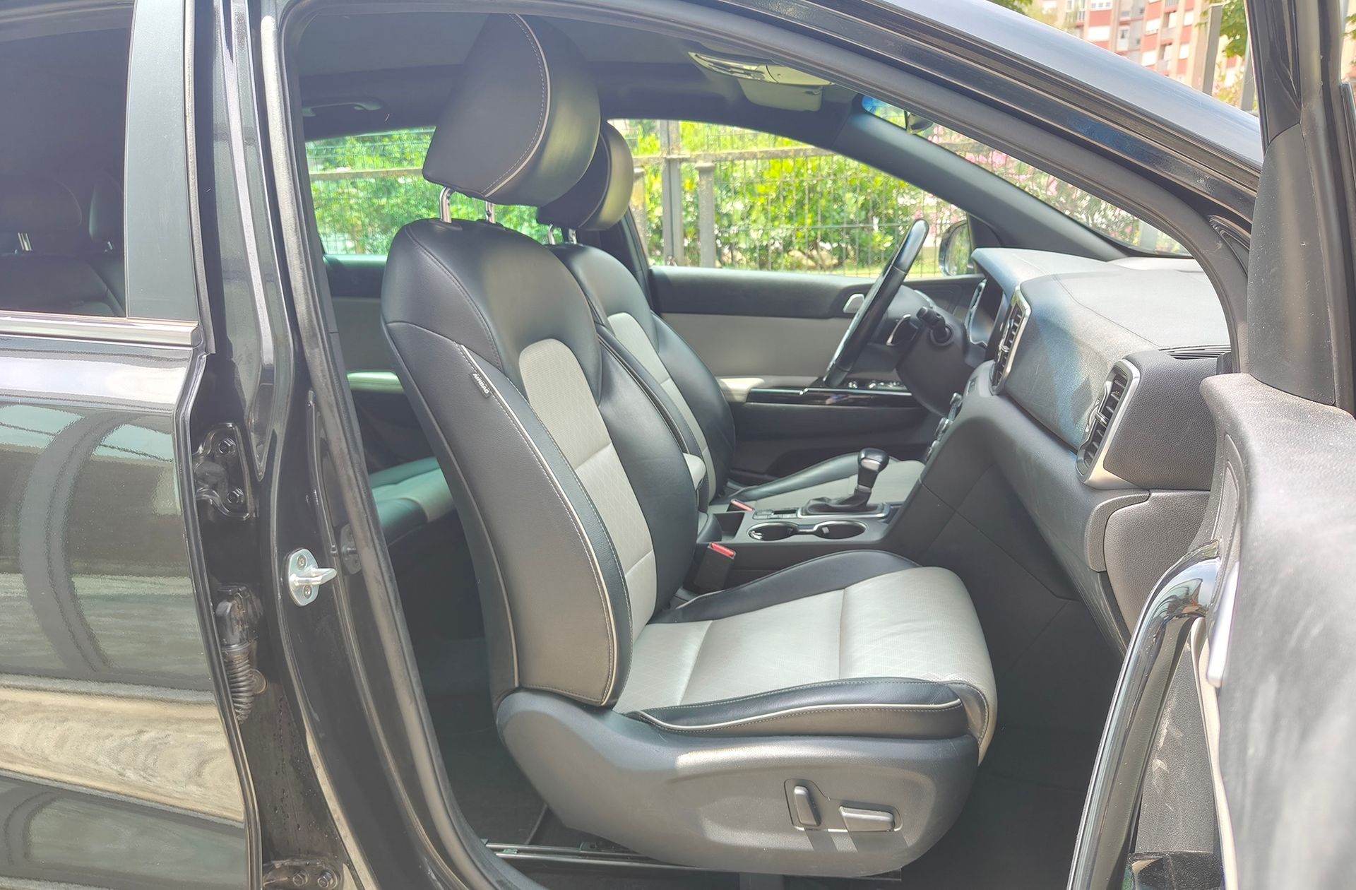 Kia Sportage 1.6 T-GDi GT Line DCT 4x4 - foto 14