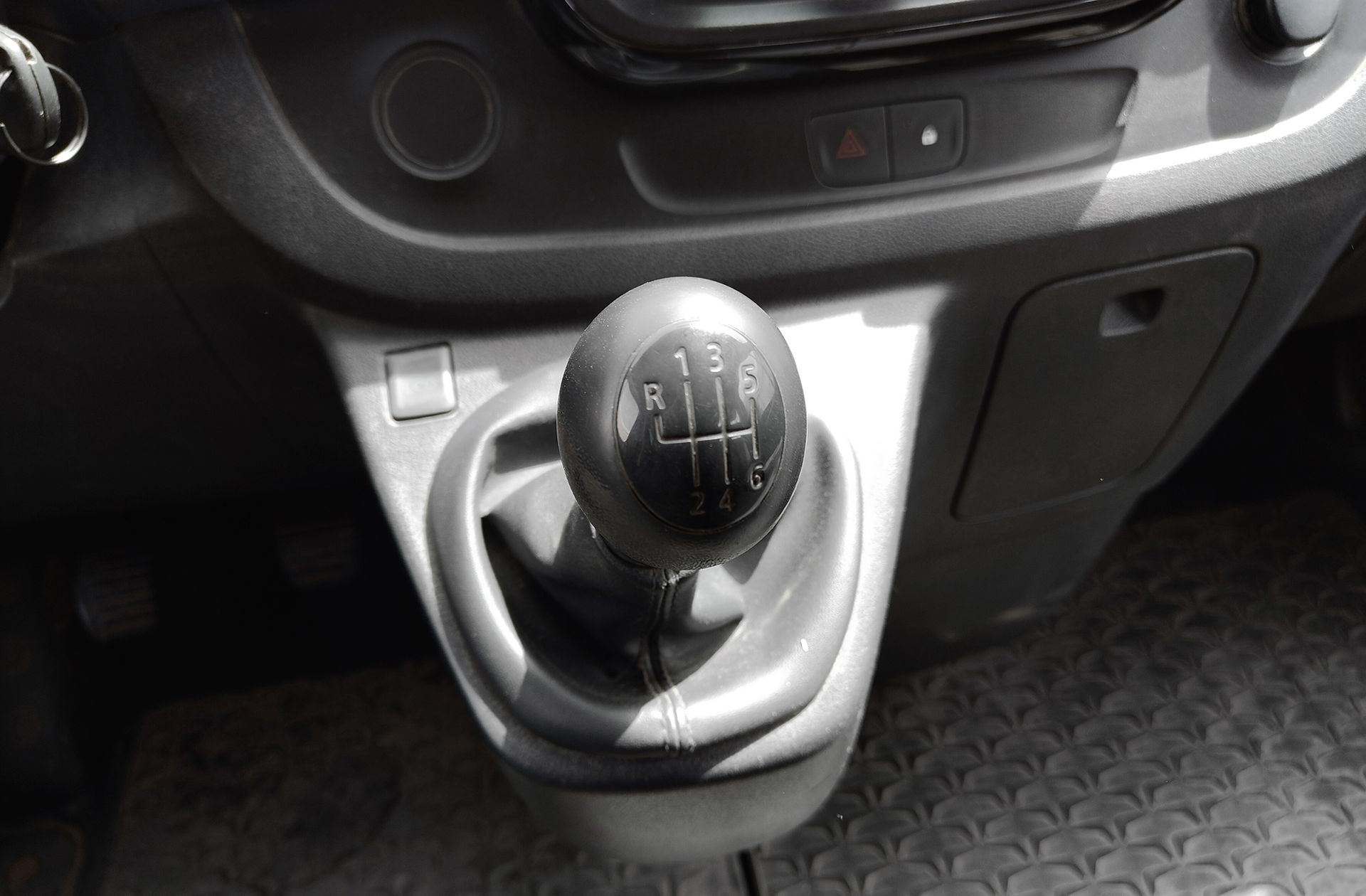 Opel Vivaro Combi 1.6 CDTI L1 2.7t 9 plazas - foto 5