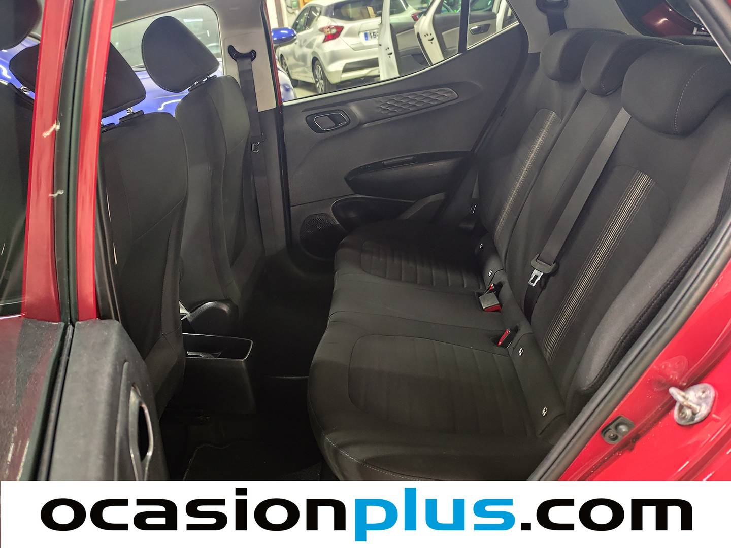 Foto asientos traseros Hyundai i10 Hyundai i10 1.2 Tecno AT (84 CV)