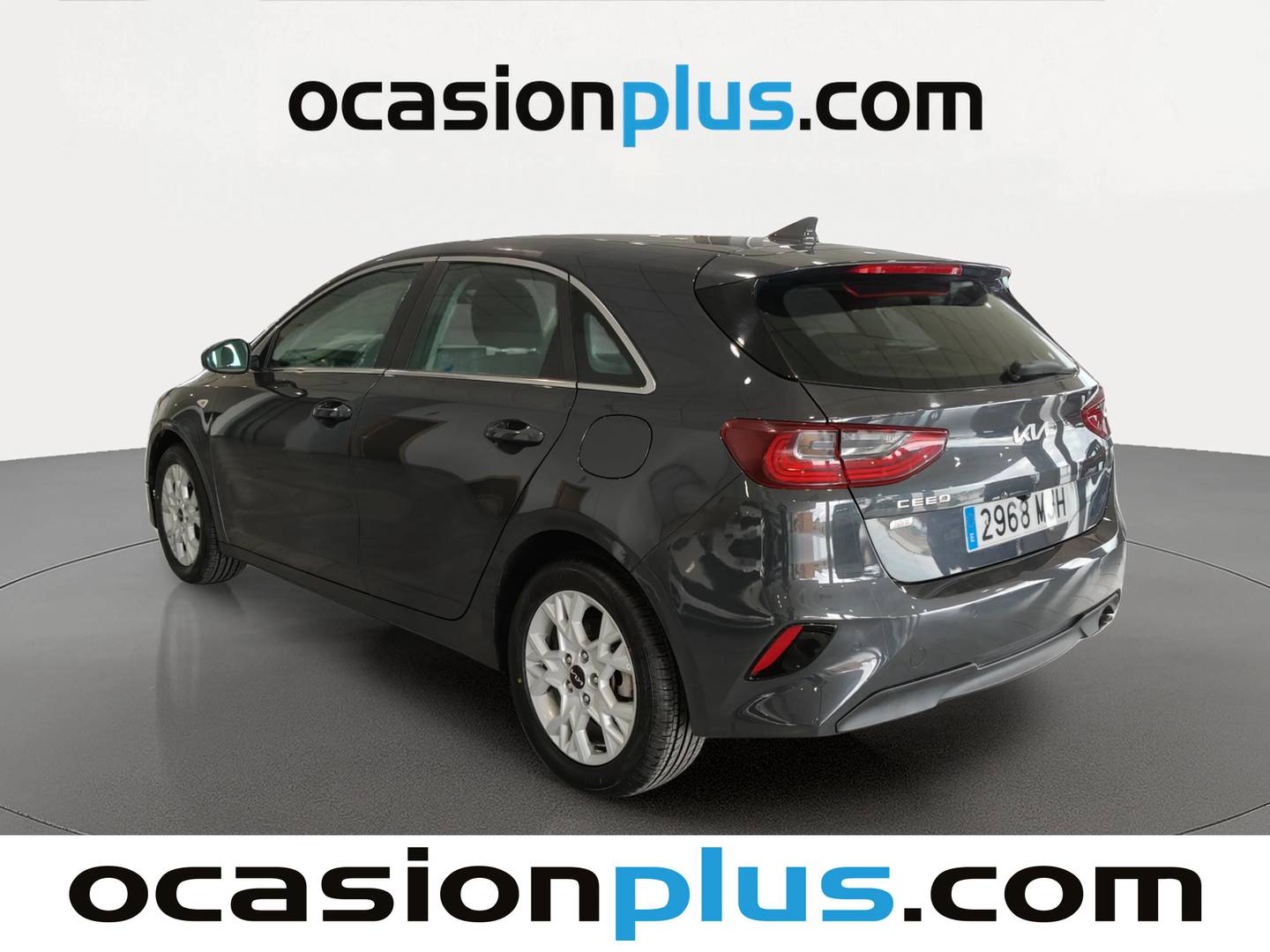Foto trasera KIA Ceed KIA Ceed 1.6 MHEV iMT Drive (136 CV) izquierda