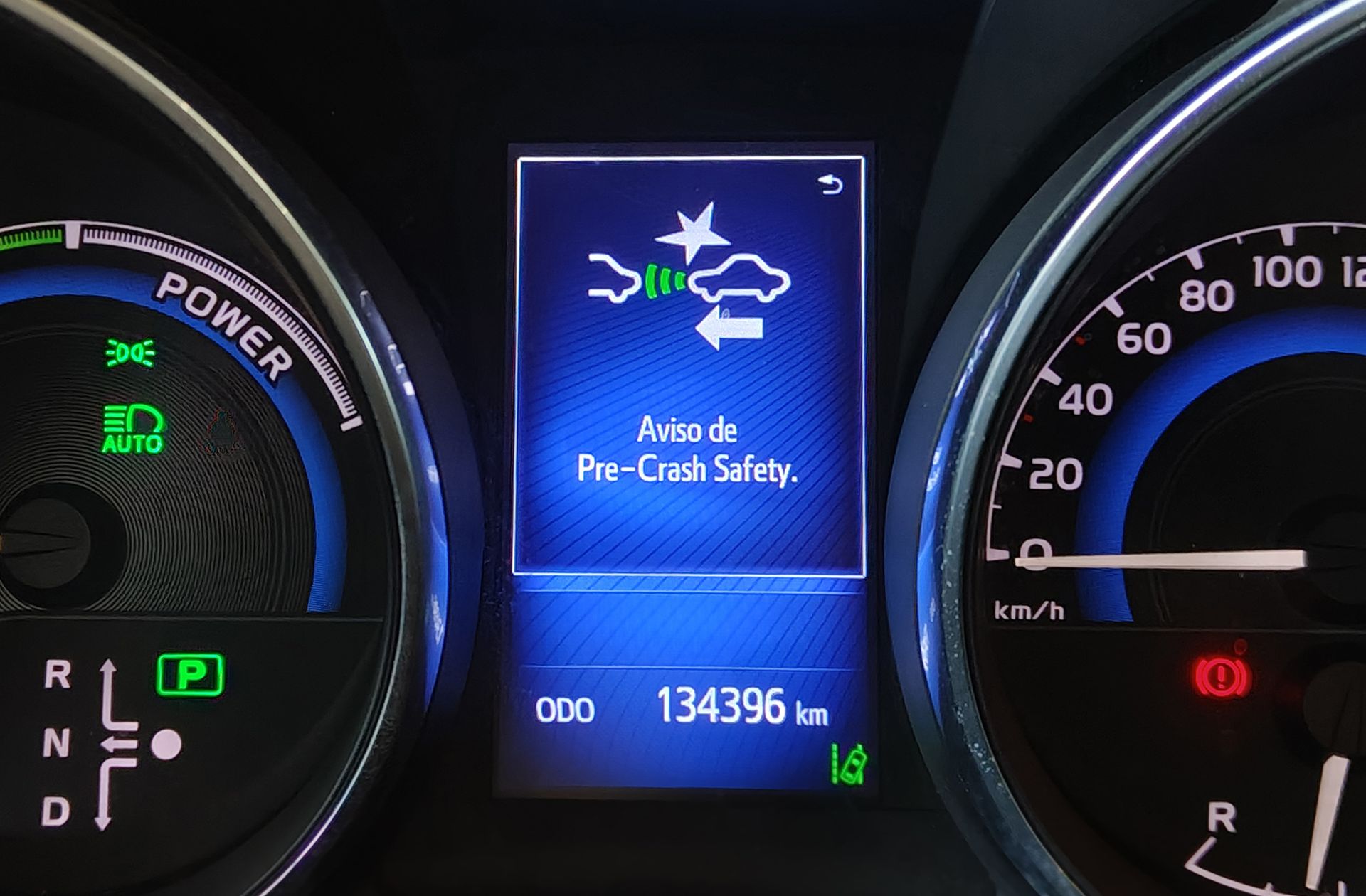 Toyota Auris 140H Touring Sports Active - foto 12