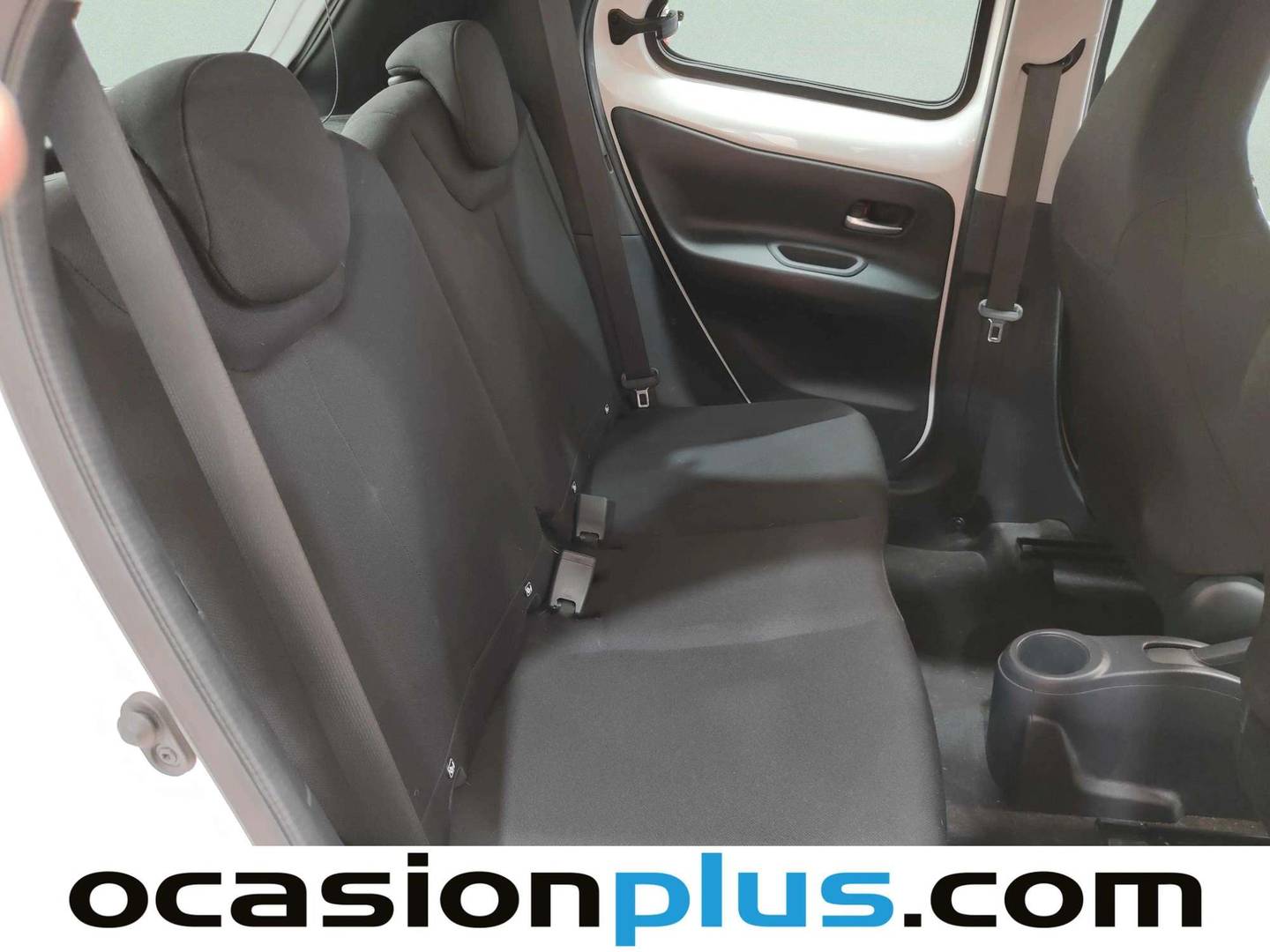 Toyota Aygo X Cross Toyota Aygo X Cross 1.0 VVT-I Play (72 CV) al mejor precio