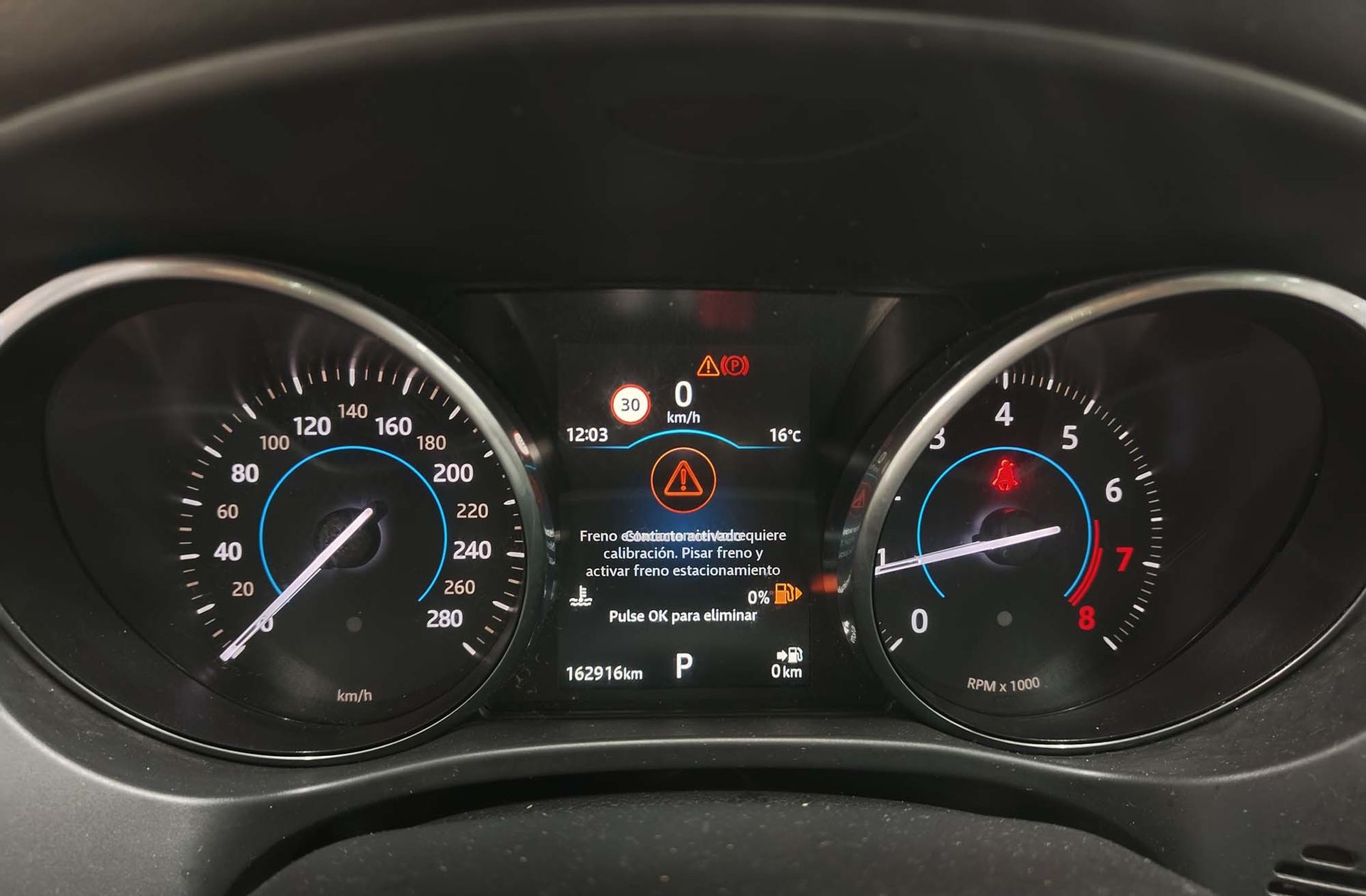 Jaguar F-Pace 2.0T i4 Prestige AWD - foto 26