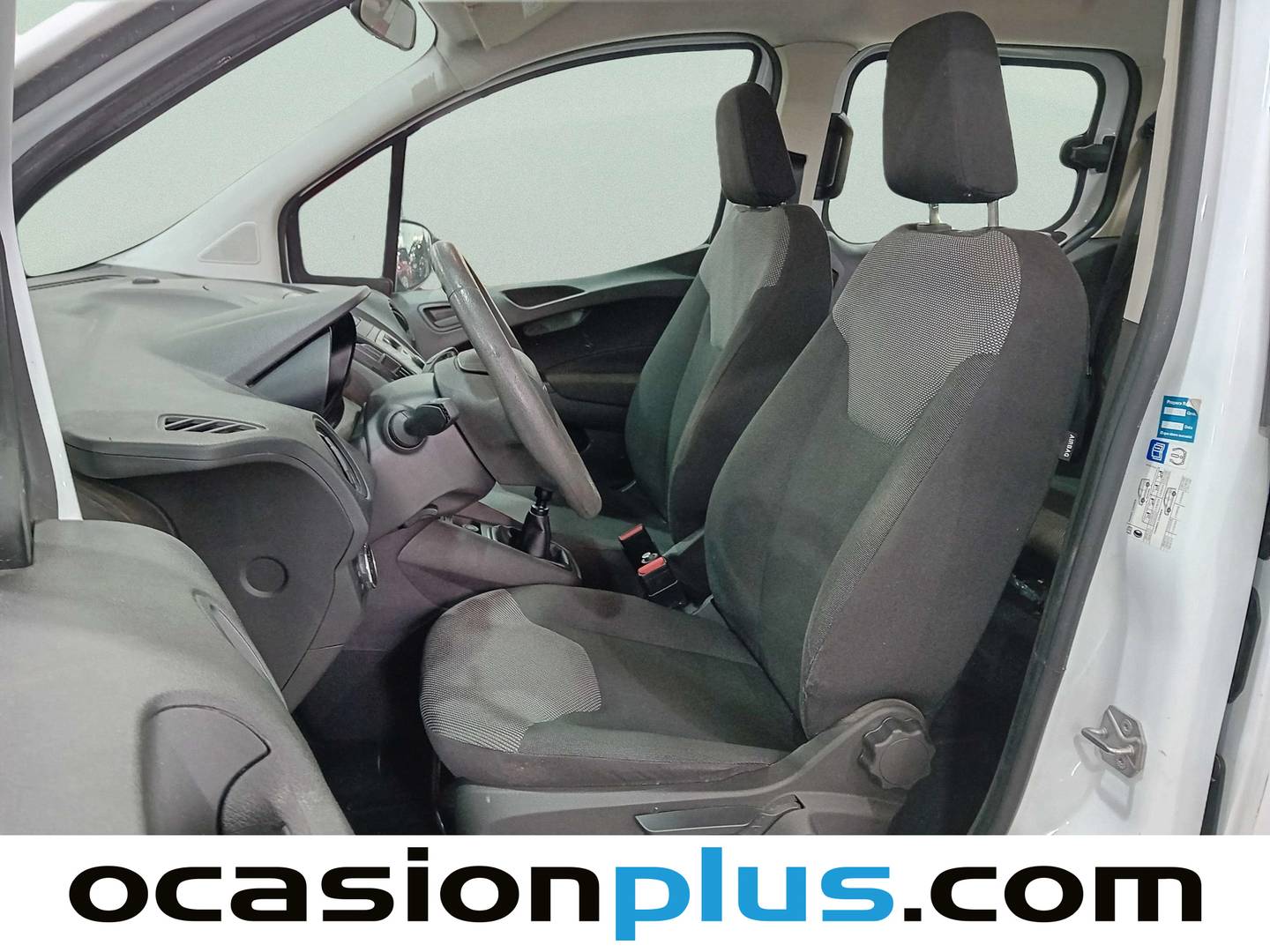 Foto asientos delanteros Ford Tourneo Courier Ford Tourneo Courier 1.0 EcoBoost Ambiente (100 CV)