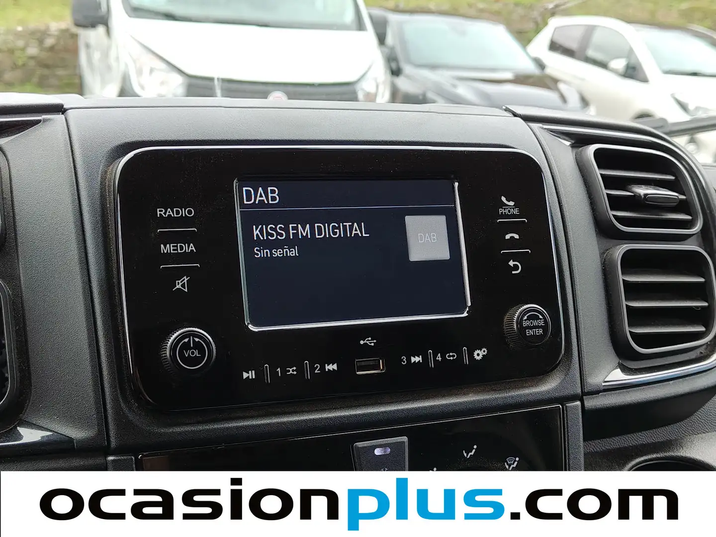 Foto Peugeot Boxer PEUGEOT Boxer 3.3 L2 H2 BHDI (120CV)