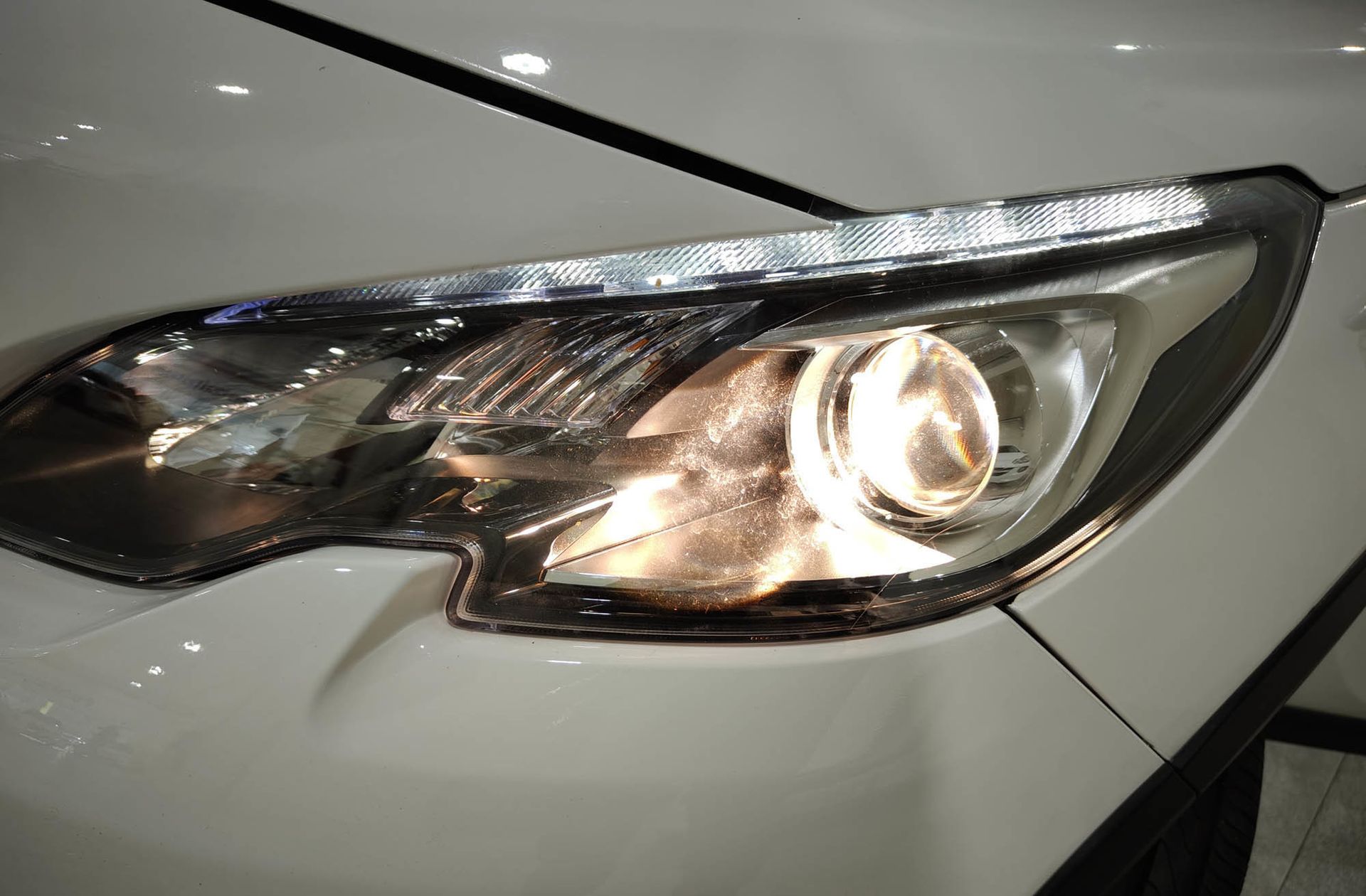 Peugeot 2008 PureTech 110 Allure - foto 13