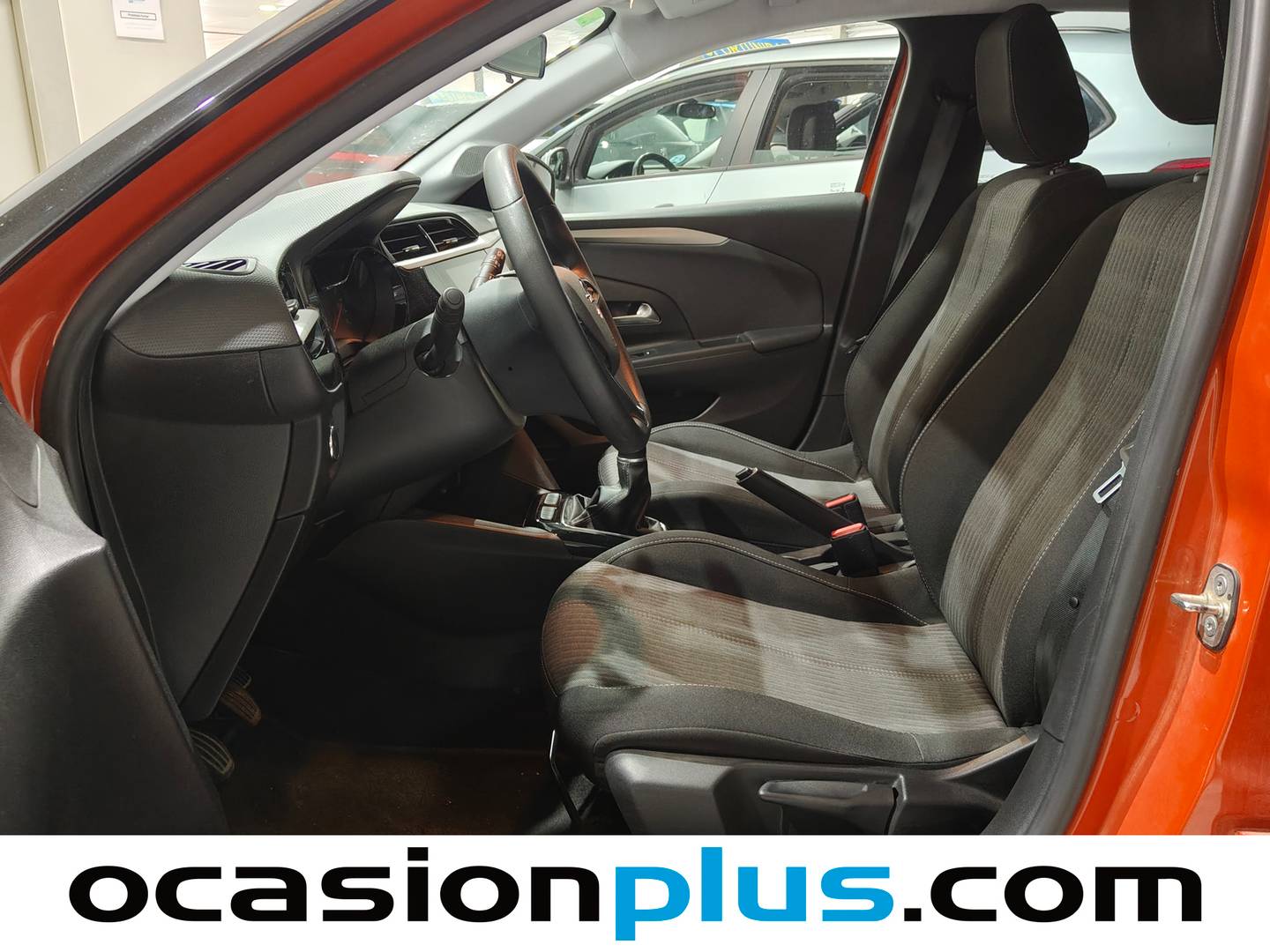 Foto asientos delanteros Opel Corsa Opel Corsa 1.2 XEL Edition (75 CV)