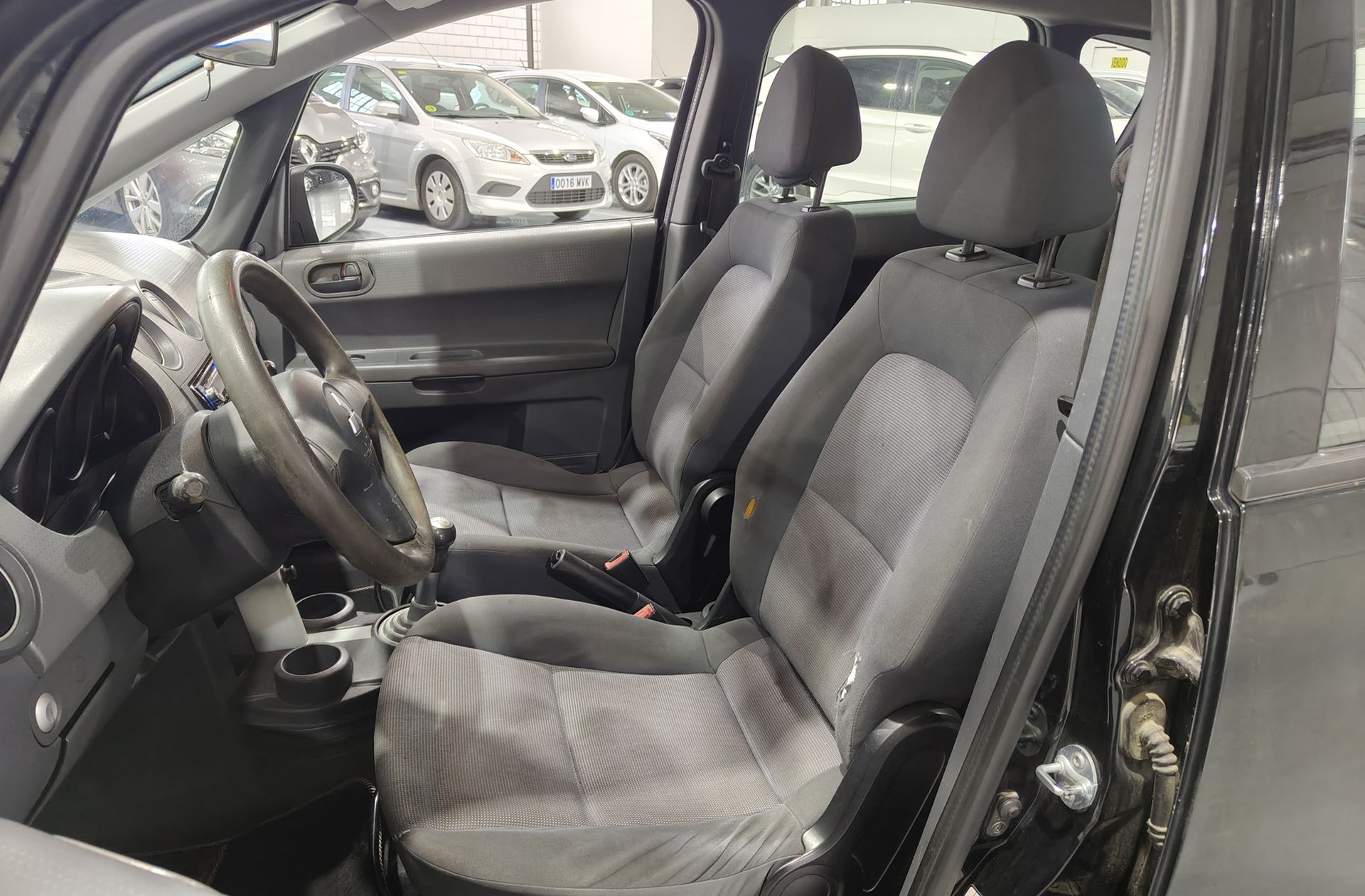 Mitsubishi Colt 1.1 12v Invite - foto 8