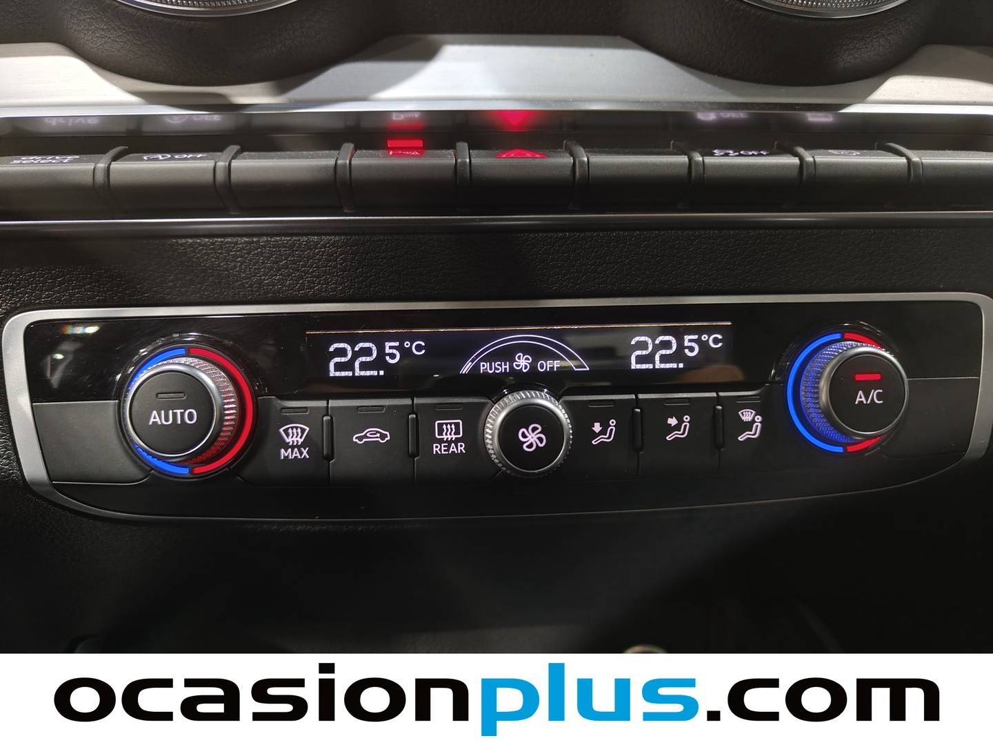 Foto Audi Q2 Audi Q2 Adrenalin 30 TDI (116 CV) S tronic Pack S-Line