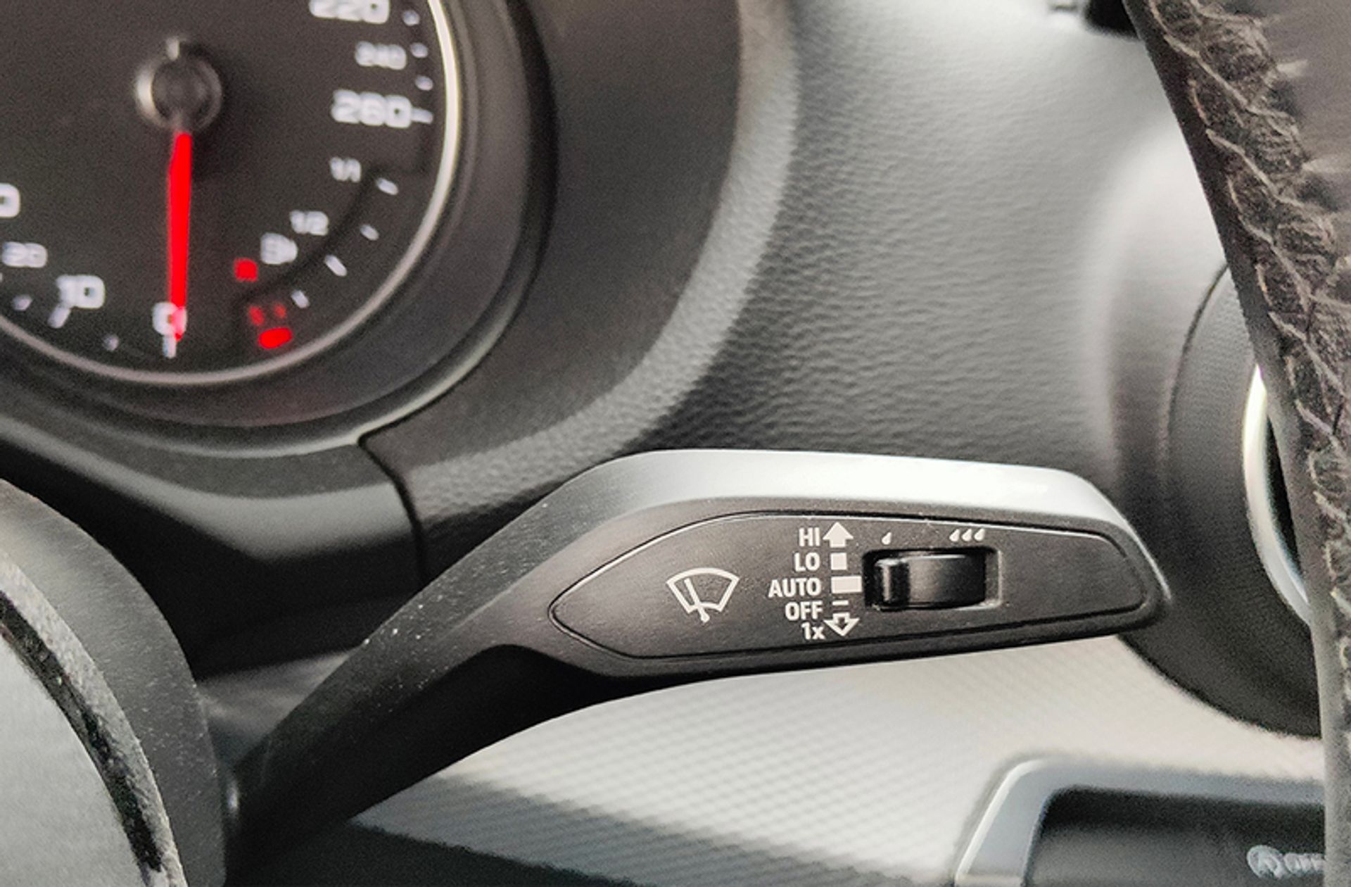 Audi Q2 Advanced 30 TDI - foto 28