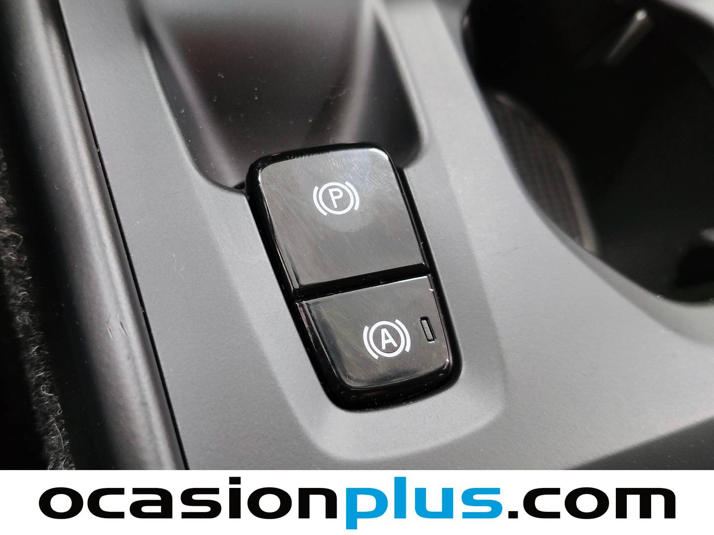 Volvo XC40 Volvo XC40 T3 Business Plus Auto (163 CV) al mejor precio