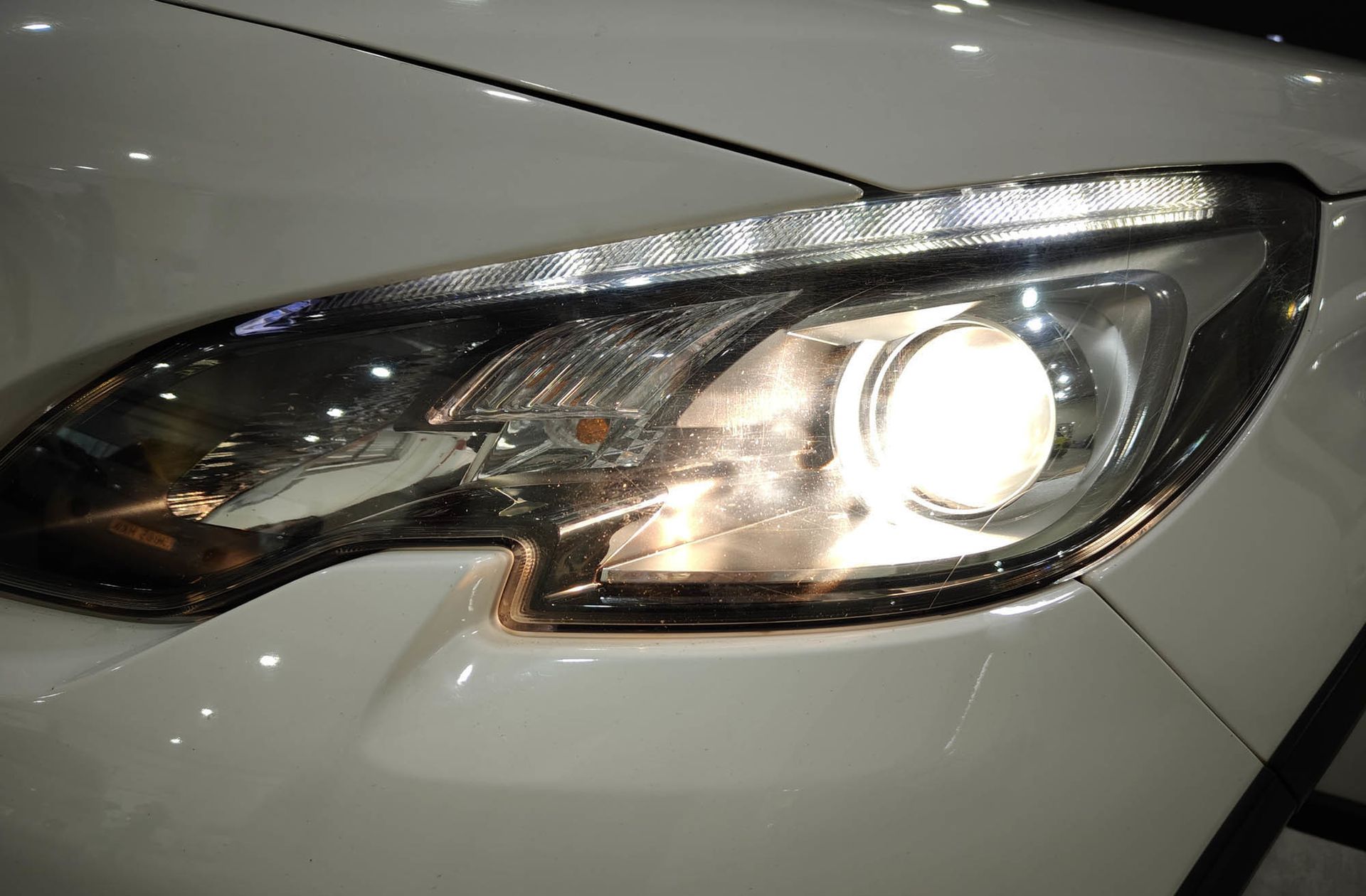 Peugeot 2008 BlueHDi 120 Allure - foto 13