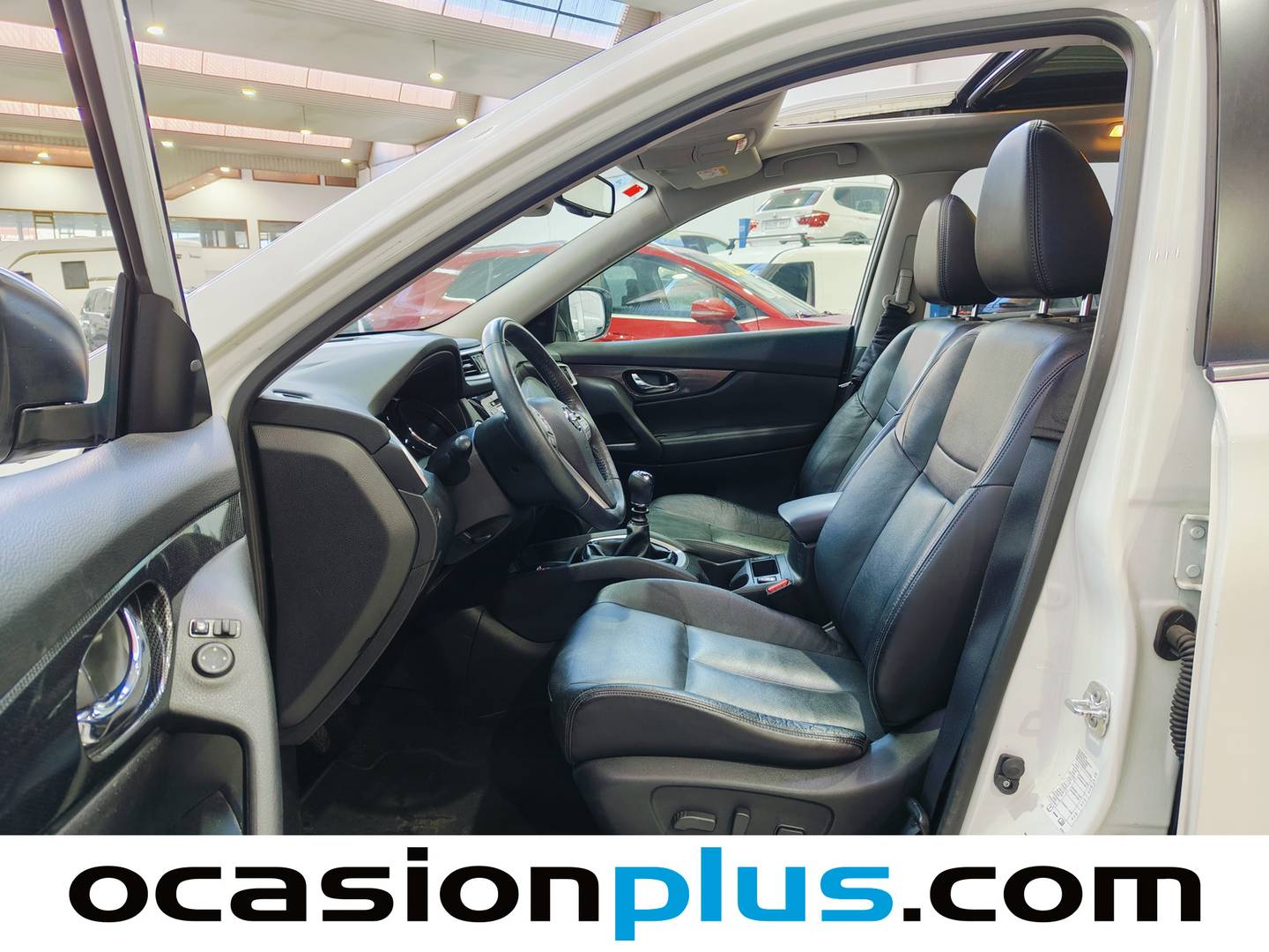 Foto asientos delanteros Nissan X-TRAIL Nissan X-Trail 1.6 dCi Tekna 4x2 (130 CV)