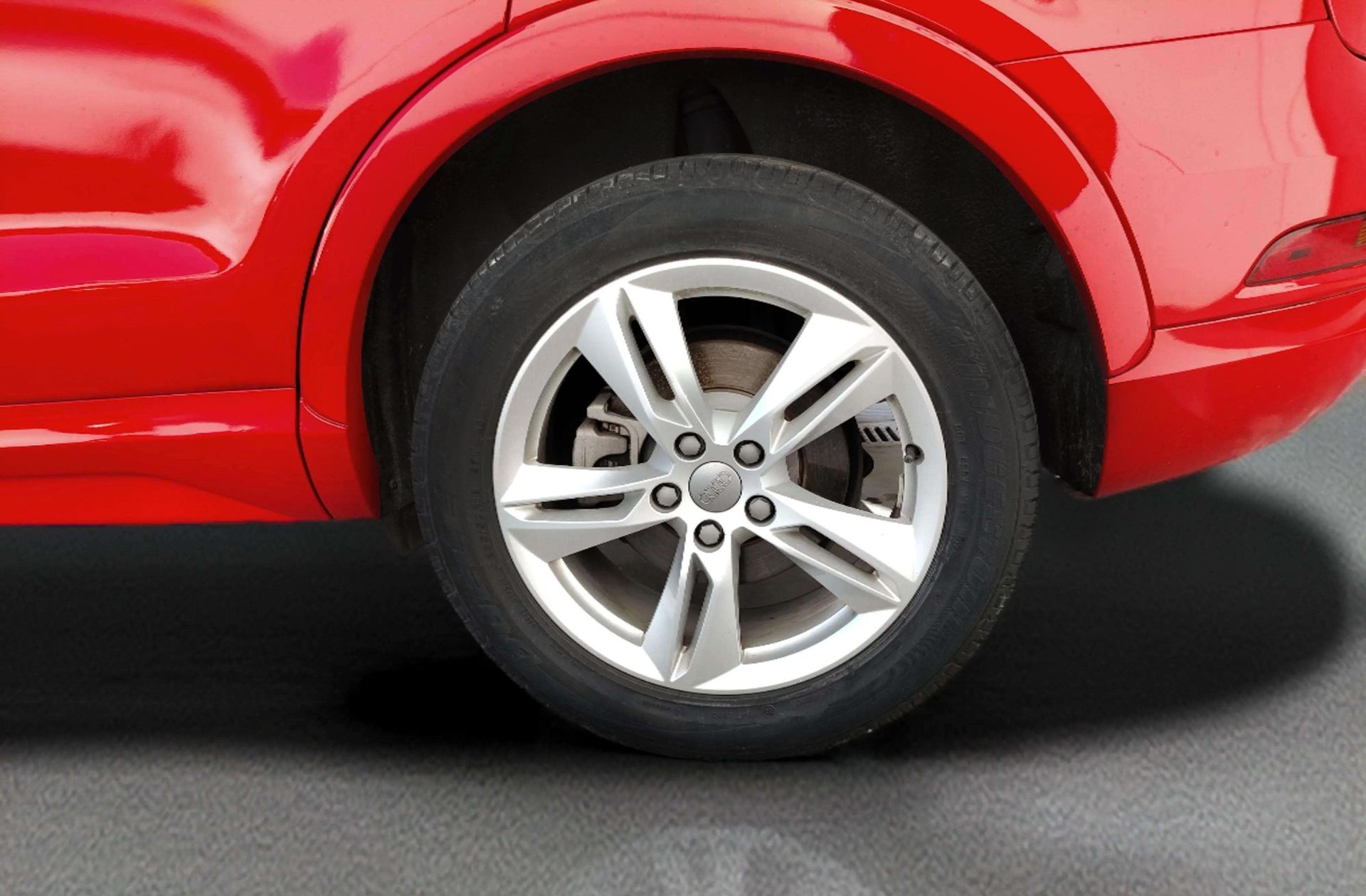 Audi Q3 design edition 2.0 TDI - foto 42