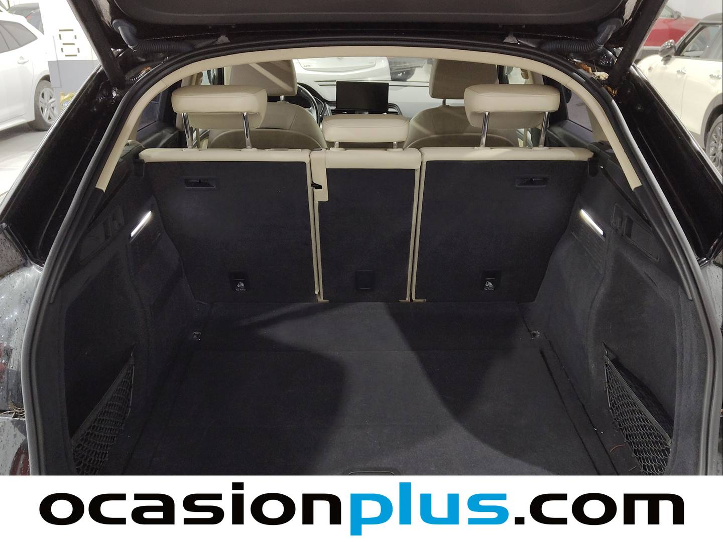 Fotos maletero Audi Q5 SPORTBACK Audi Q5 Sportback Advanced 35 TDI (163 CV) S tronic Paquete S-Line