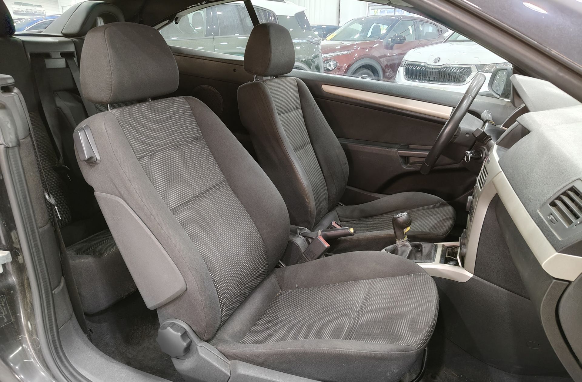 Opel Astra 1.9 CDTI Twin Top Enjoy - foto 13