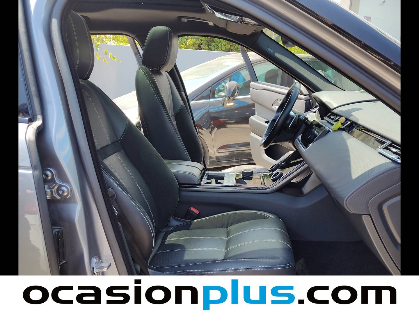 Foto Land Rover Range Rover Velar Land Rover Range Rover Velar D180 R-Dynamic S 4WD Auto (180 CV)