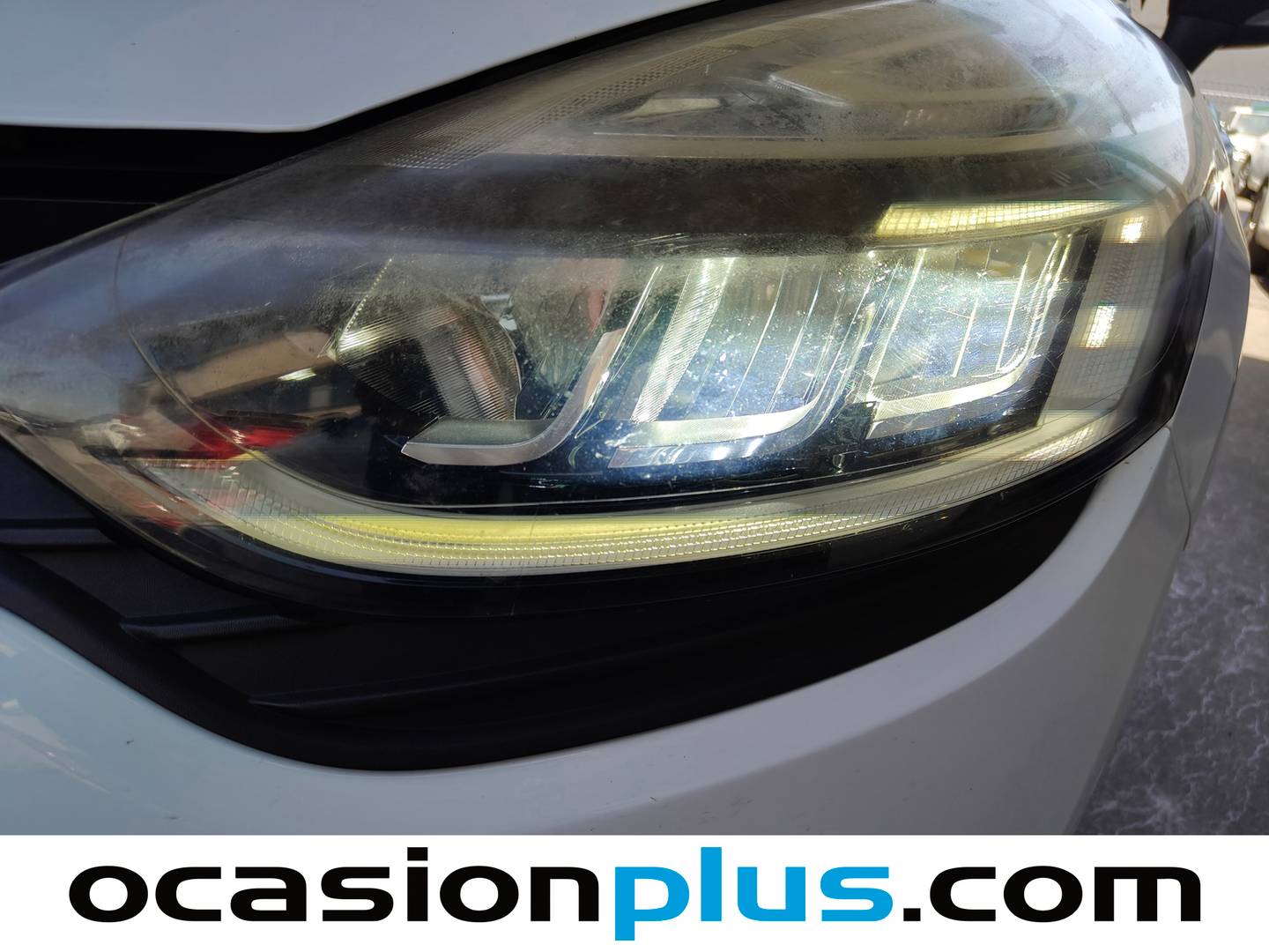 Equipamiento del Renault Clio Renault Clio Clio Limited 1.2 16v (75 CV)