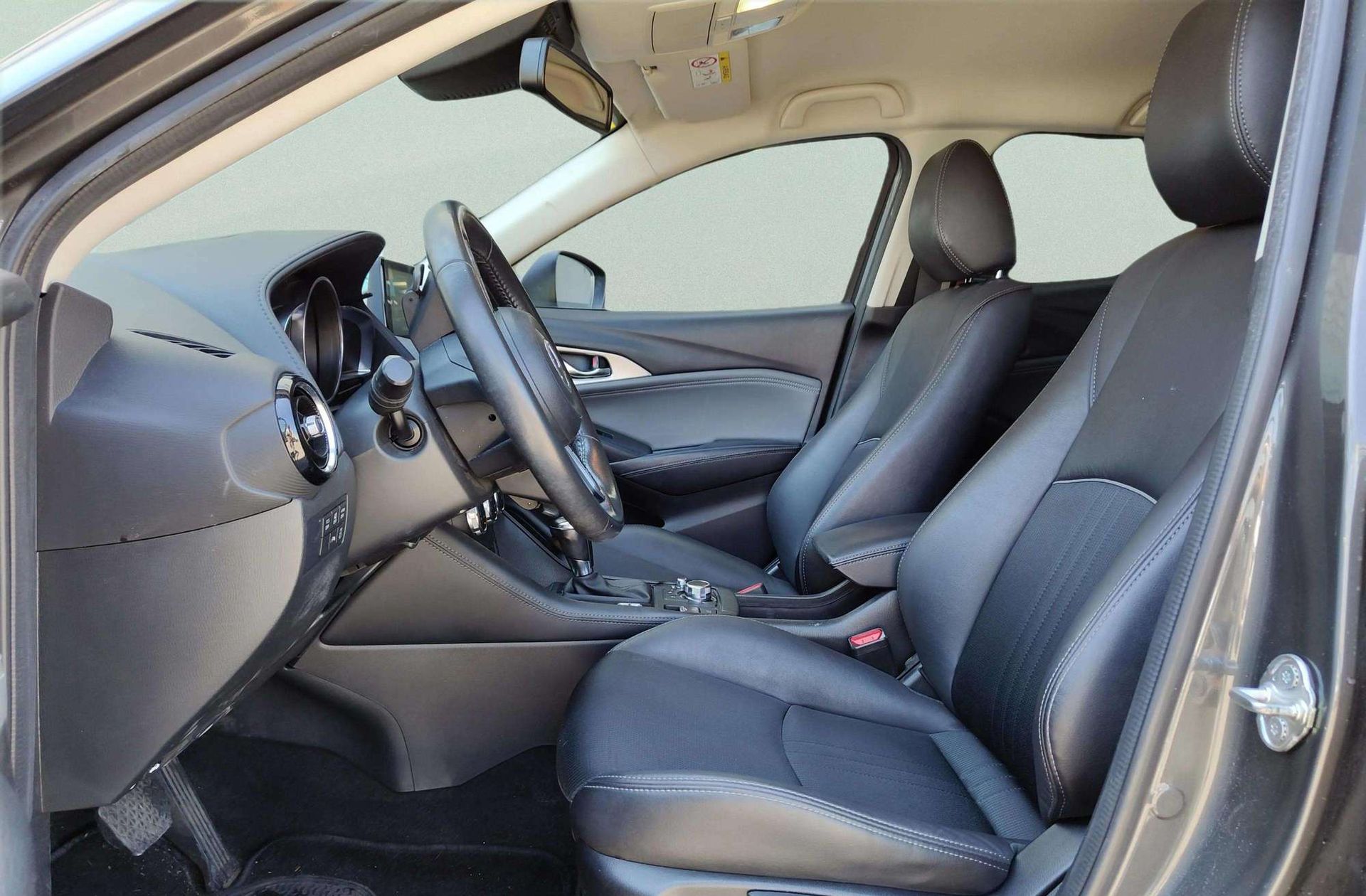 Mazda CX-3 2.0 G Zenith 2WD - foto 13