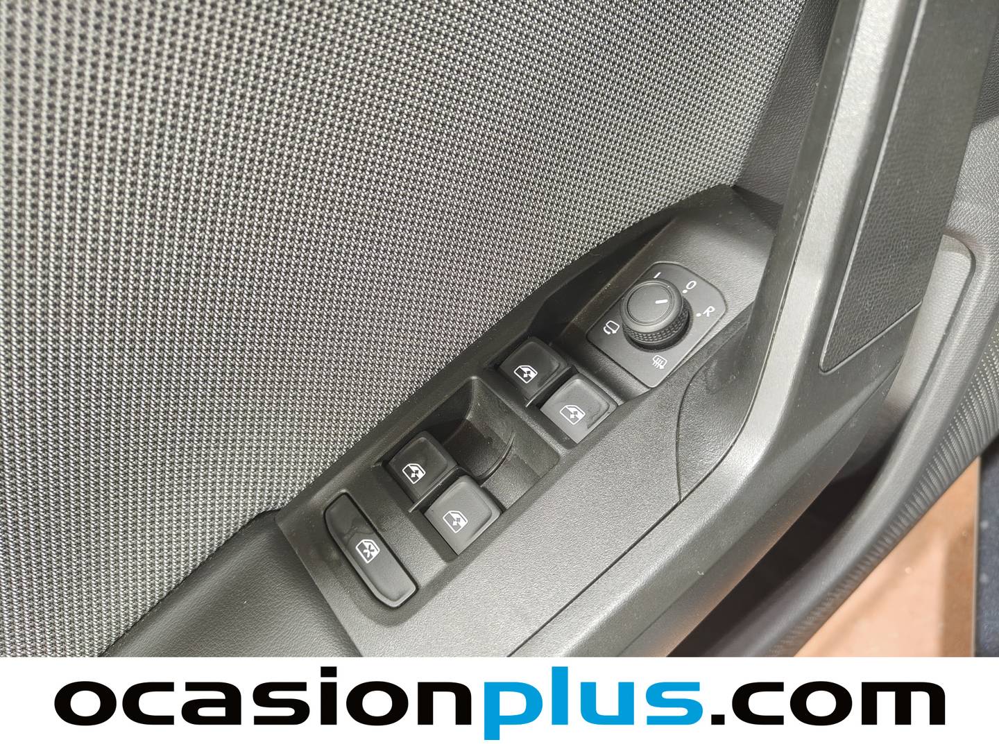 Foto Seat León SEAT León ST 1.5 TSI Style 25 Aniversario  (115 CV)