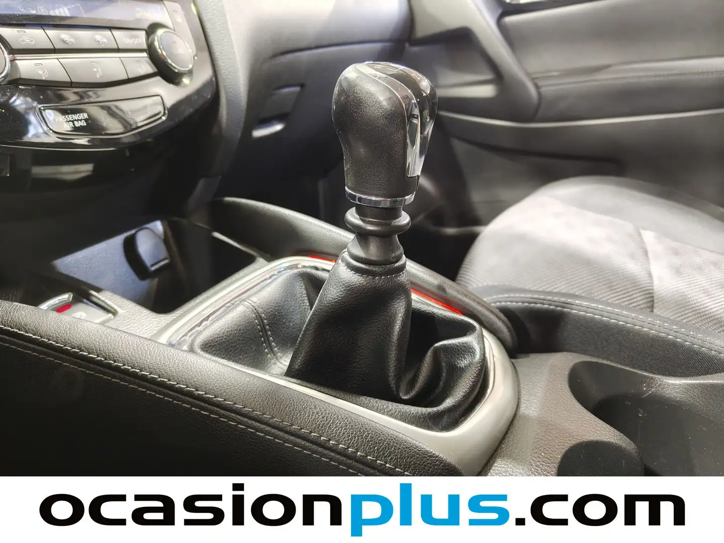 Foto Nissan QASHQAI Nissan Qashqai 1.2 DIG-T S&S 360 4X2 (115 CV)