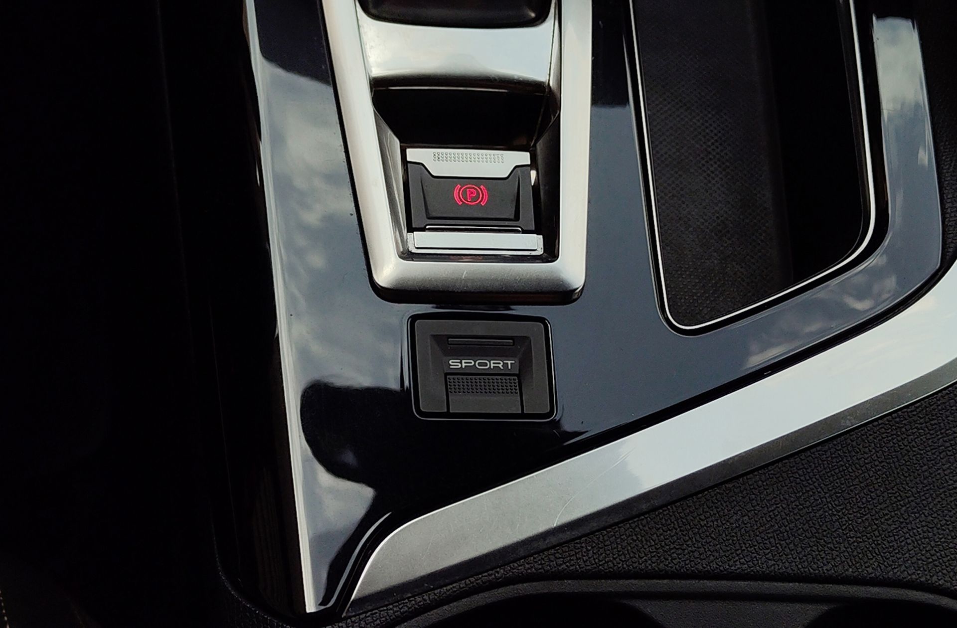 Peugeot 5008 BlueHDi 180 GT EAT8 7 plazas - foto 32