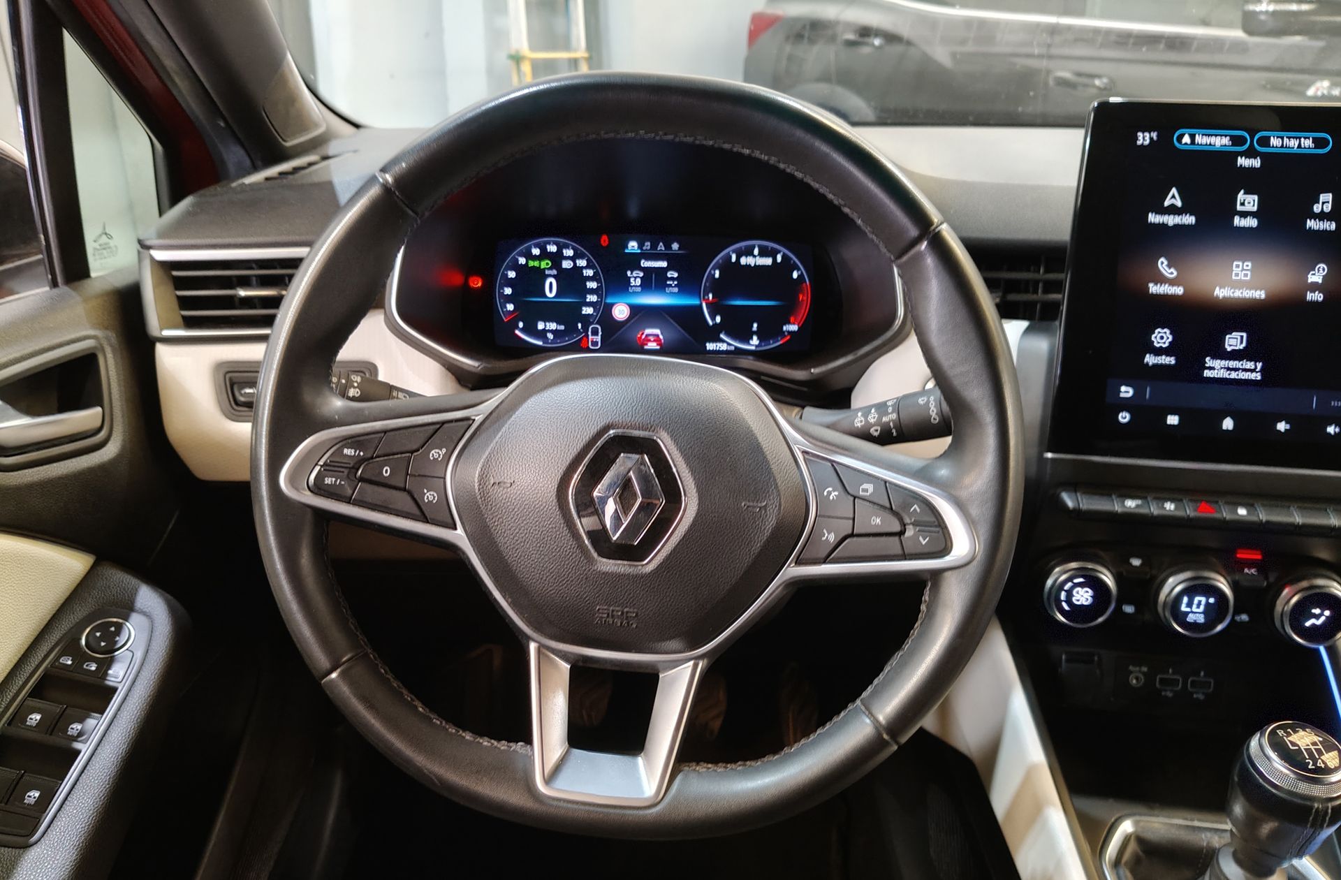 Renault Clio Techno TCe - foto 23