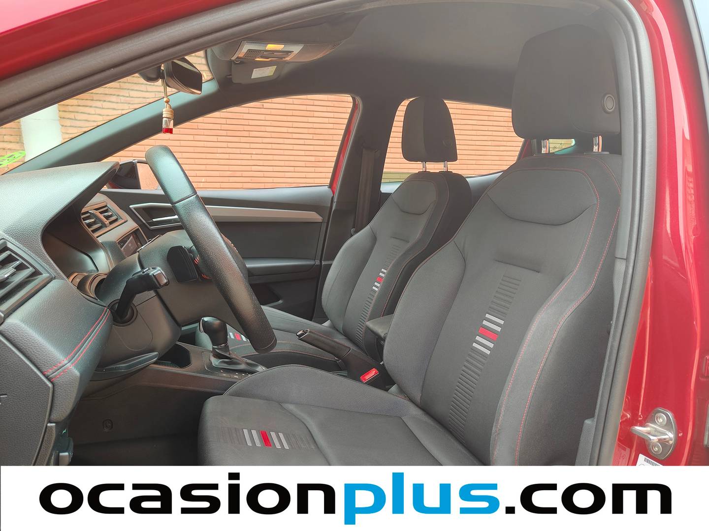 Foto asientos delanteros Seat Ibiza Seat Ibiza 1.0 TSI FR Go DSG (110 CV)