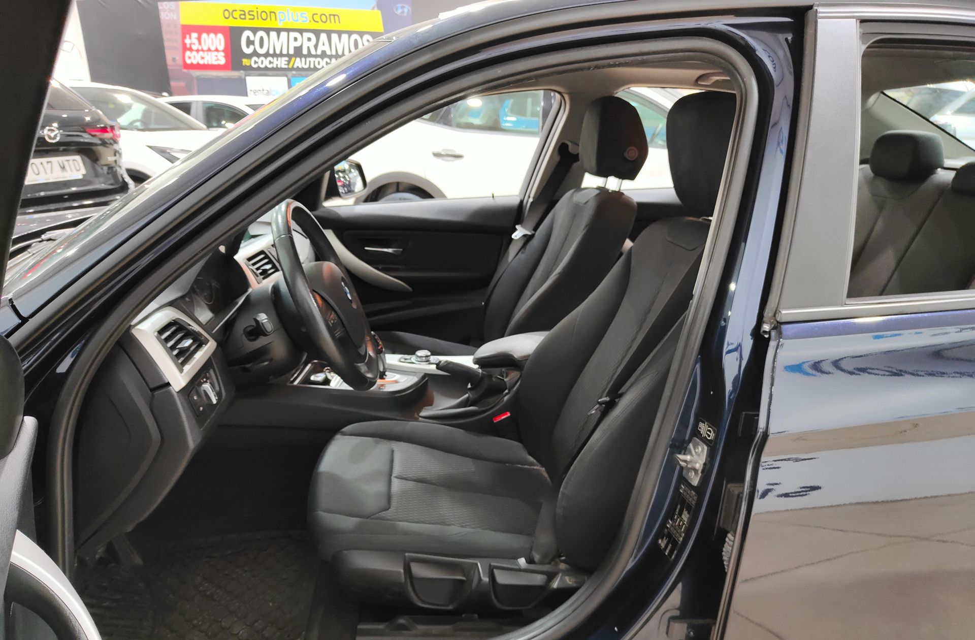 BMW Serie 3 320d - foto 10