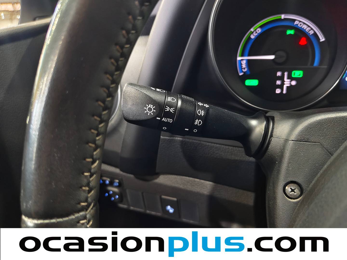Extras y acabados del Toyota Auris Toyota Auris 1.8 140H Hybrid Feel! (136 CV)