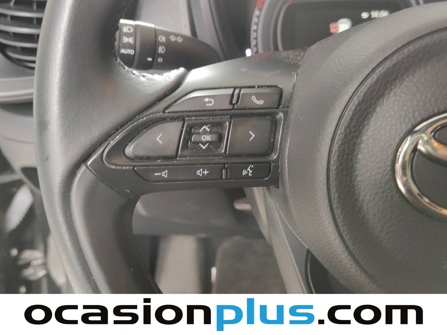 Toyota Aygo X Cross Toyota Aygo X Cross 1.0 VVT-I Play (72 CV) de segunda mano