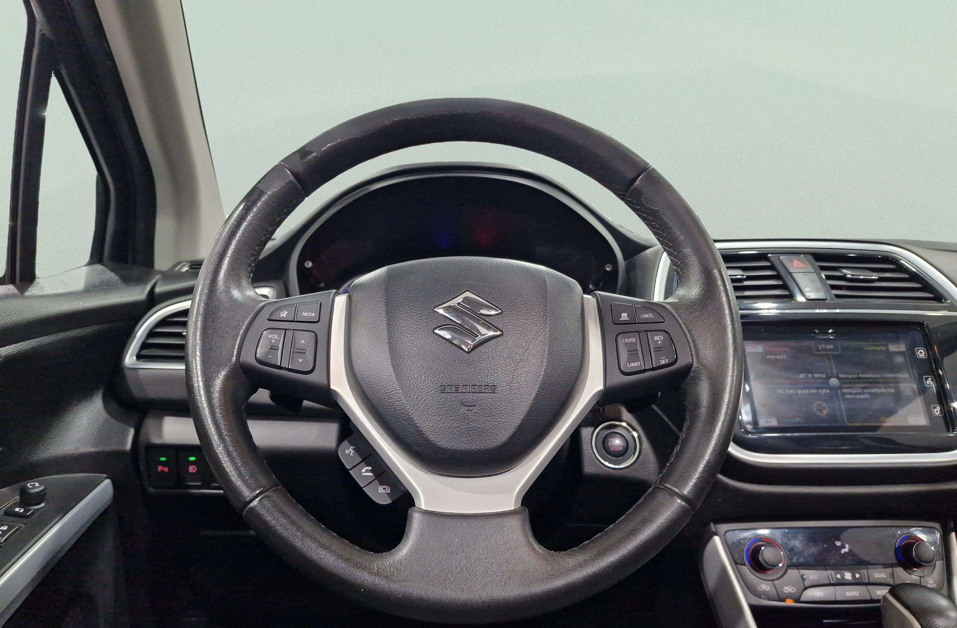 Suzuki S-Cross 1.4 Ditc GLX - foto 23