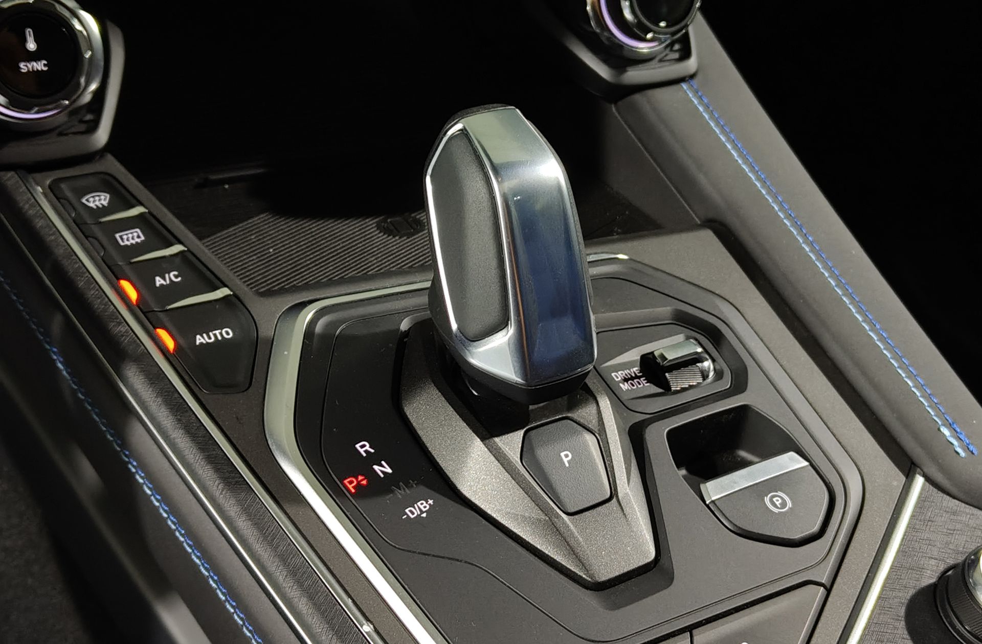Lynk & Co 01 1.5 PHEV - foto 5