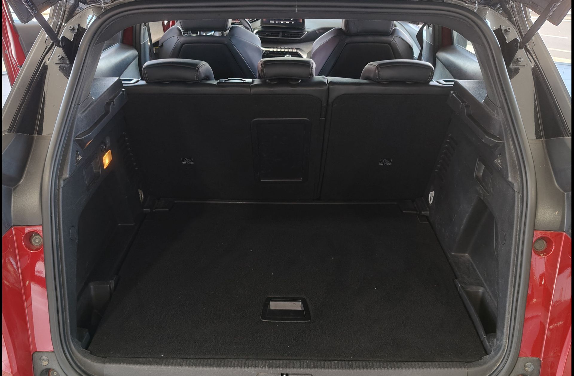 Peugeot 3008 PureTech 130 GT - foto 18