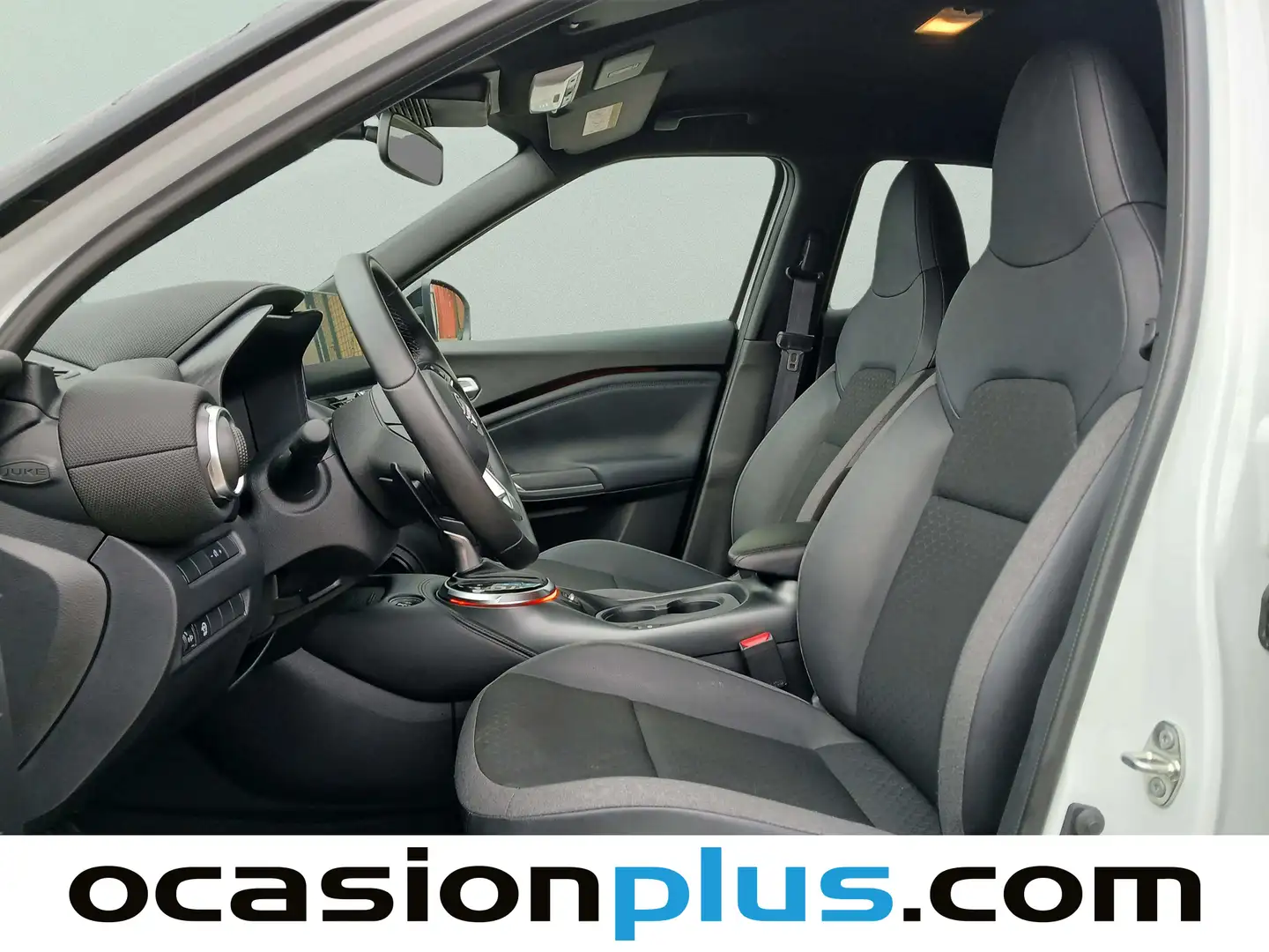 Foto Nissan JUKE Nissan Juke DIG-T N-Connecta 4x2 DCT (114 CV)