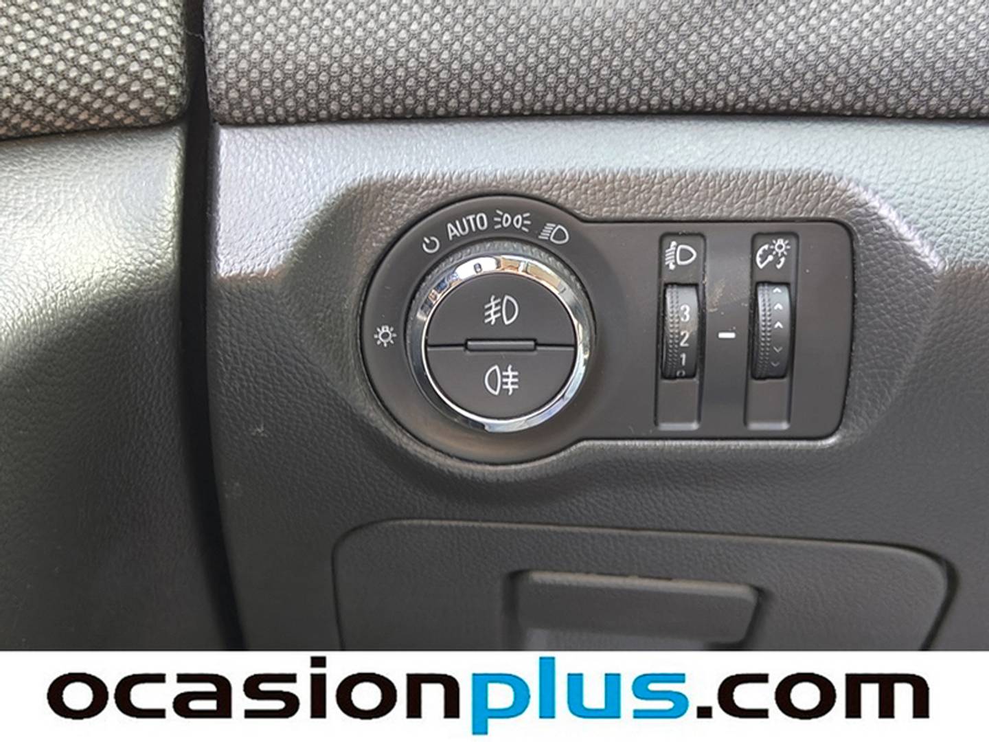 Foto Chevrolet Cruze Chevrolet Cruze SW 2.0 VCDI LTZ Aut. (163 CV)