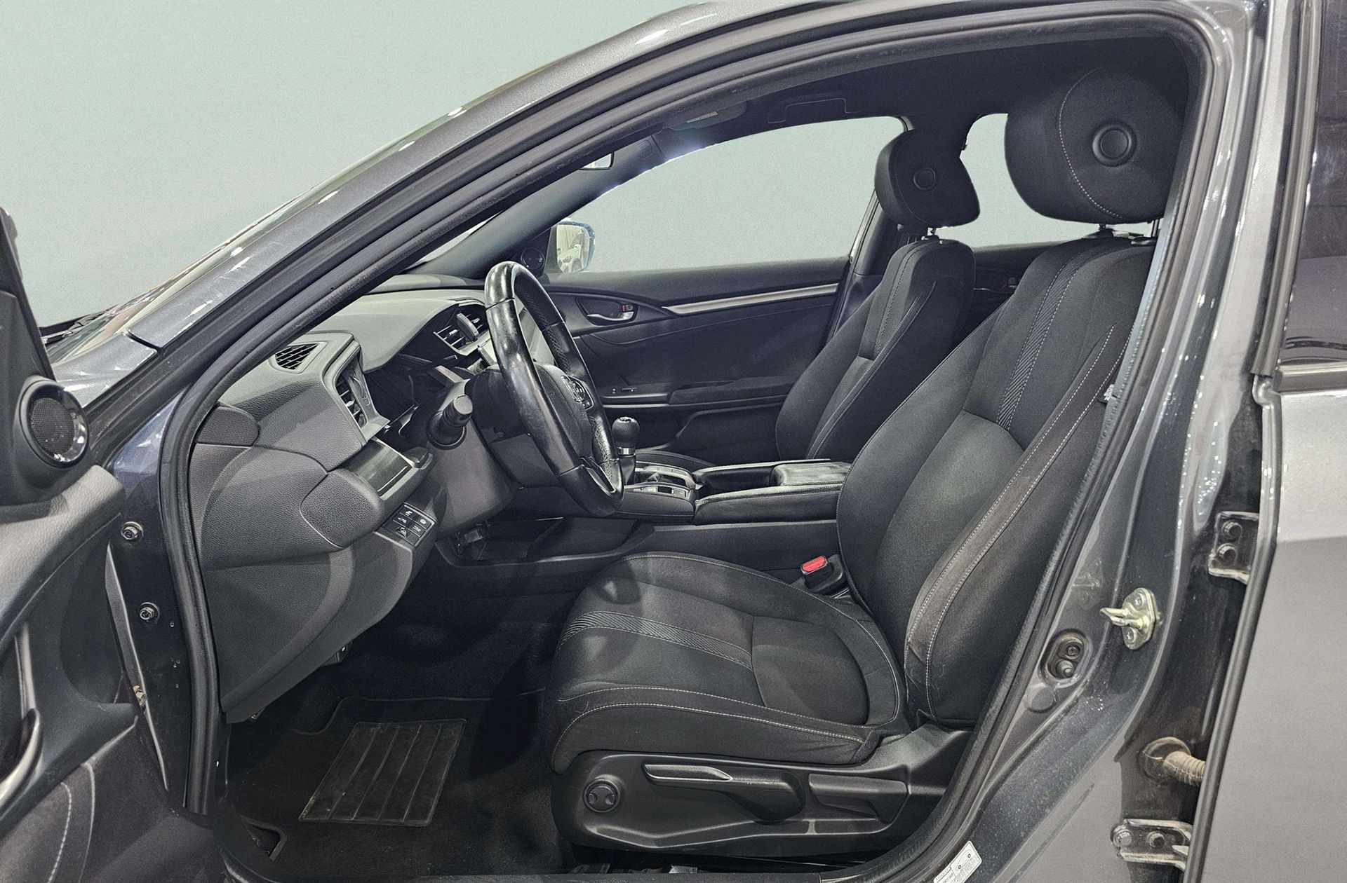 Honda Civic 1.0 I-VTEC Turbo Elegance Navi - foto 12