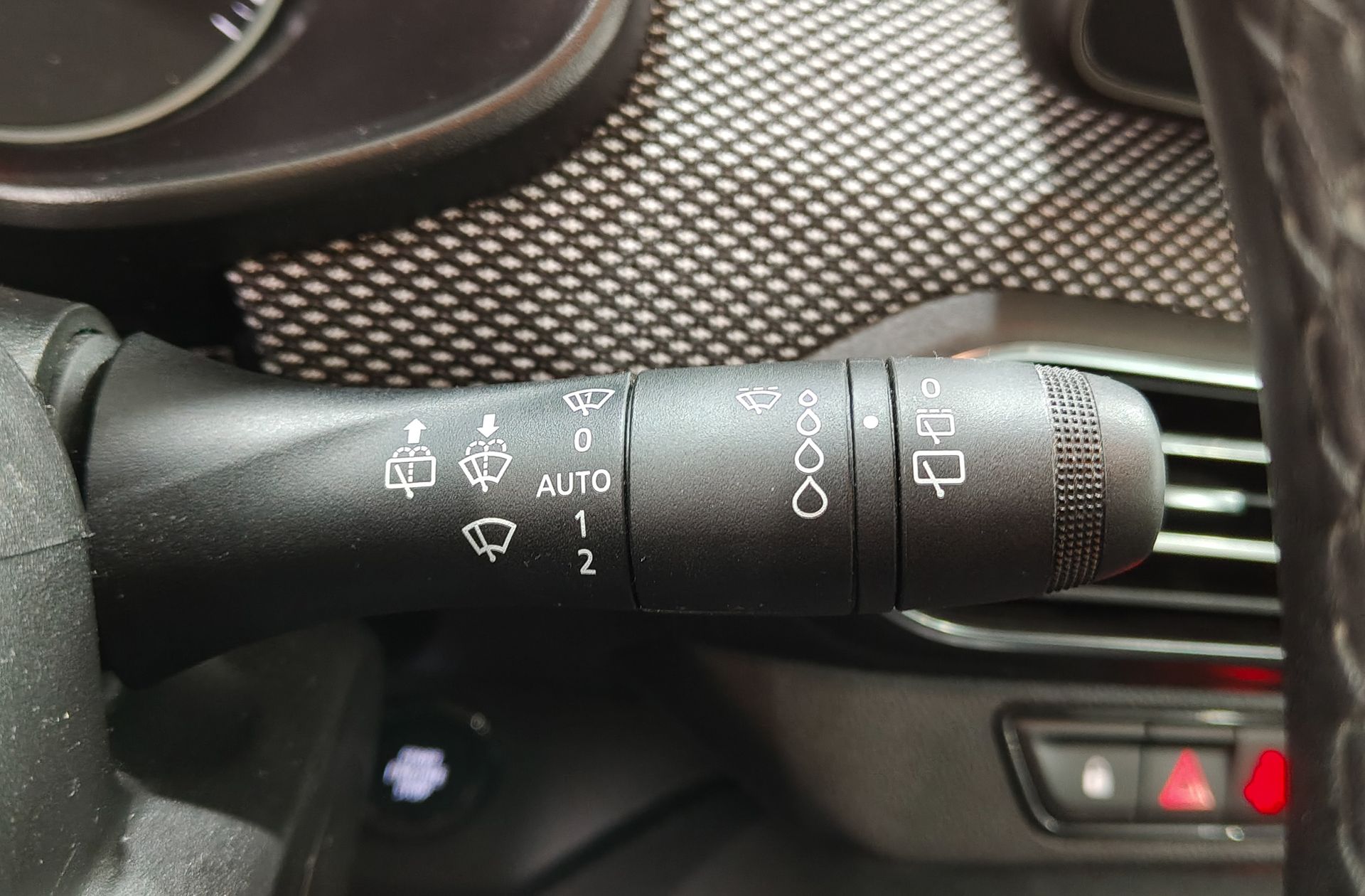 Dacia Sandero Comfort TCe - foto 22