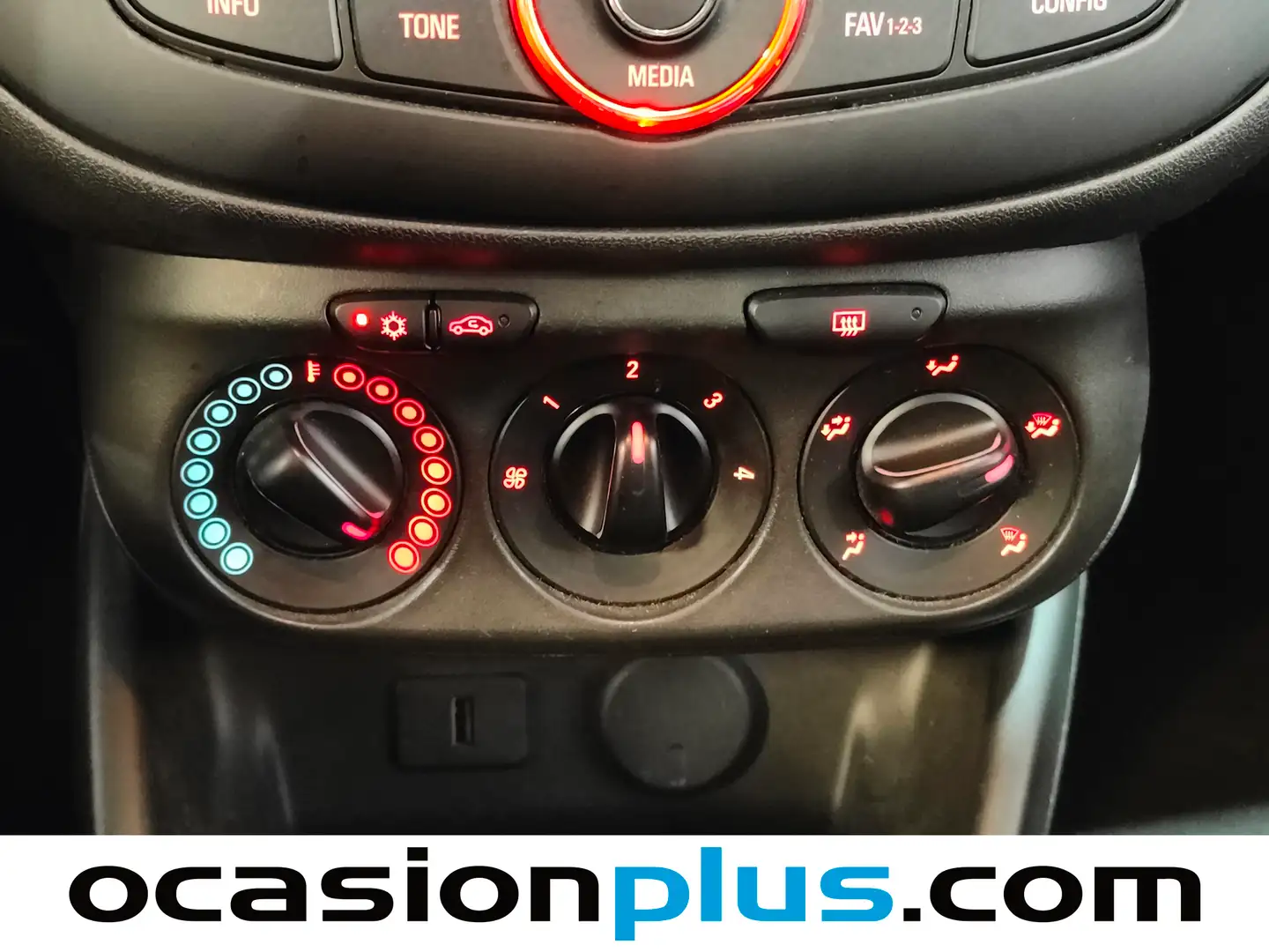 Foto Opel Corsa Opel Corsa 1.4 Business (90 CV)