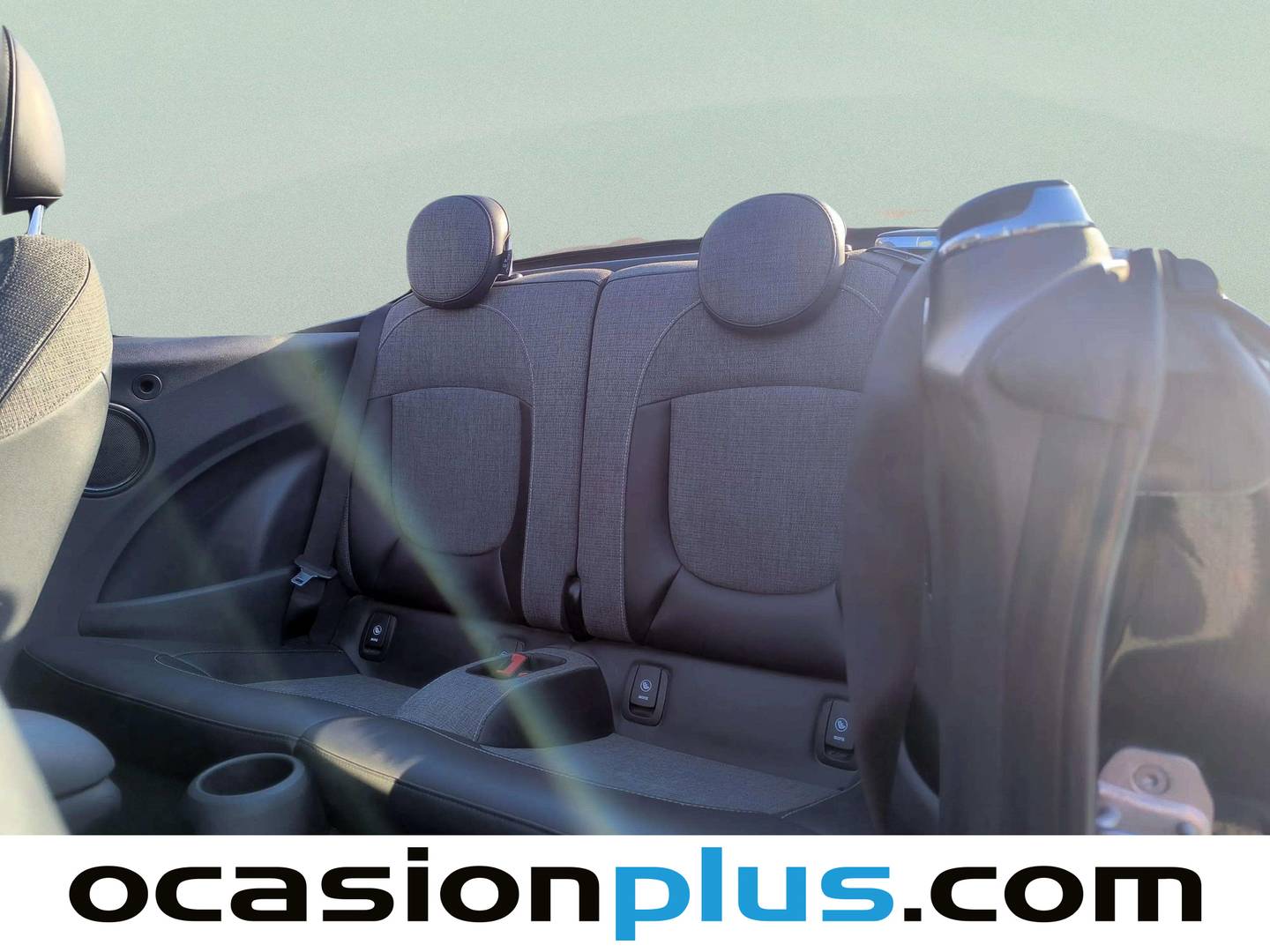 Foto asientos traseros Mini MINI Mini MINI Cooper Cabrio Cooper Cabrio (136 CV)