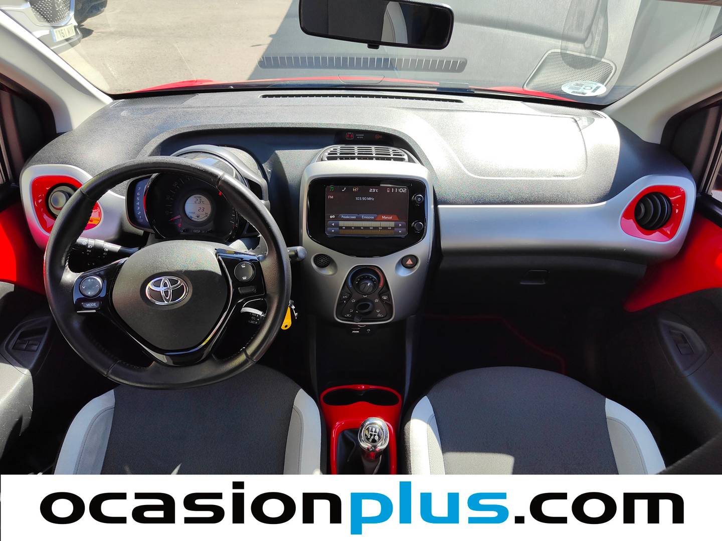 Toyota Aygo Toyota Aygo 1.0 70 X-Play (69 CV) de ocasión