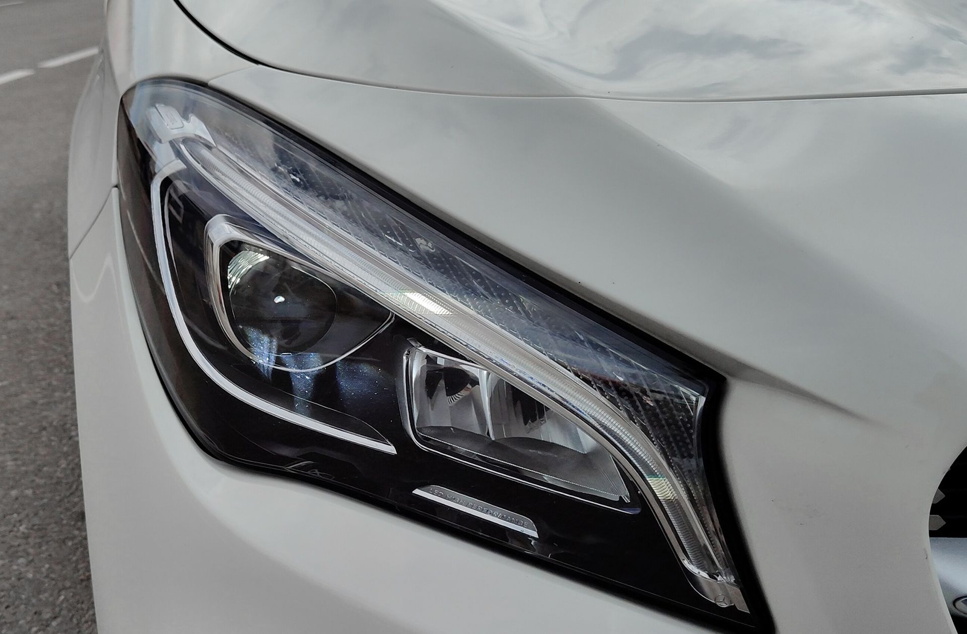 Mercedes-Benz CLA 180 Pack AMG - foto 13
